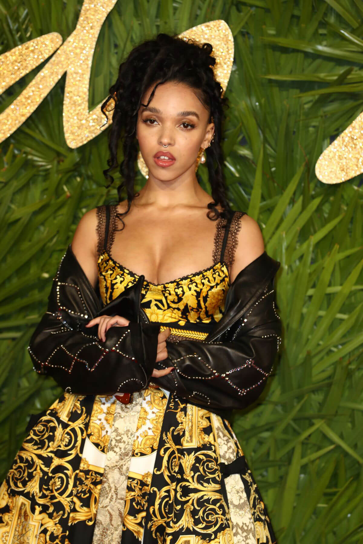 FKA Twigs Stills at British Fashion Awards 2017 in London 2017/12/04