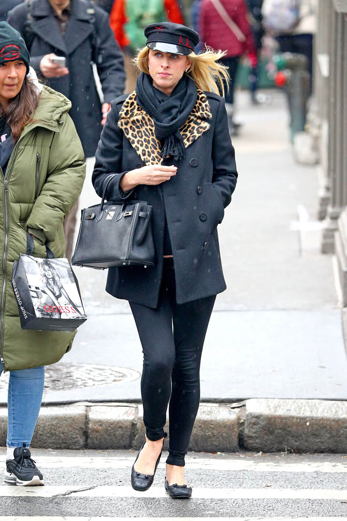 Nicky Hilton Stills Out and About in New York 2017/12/12