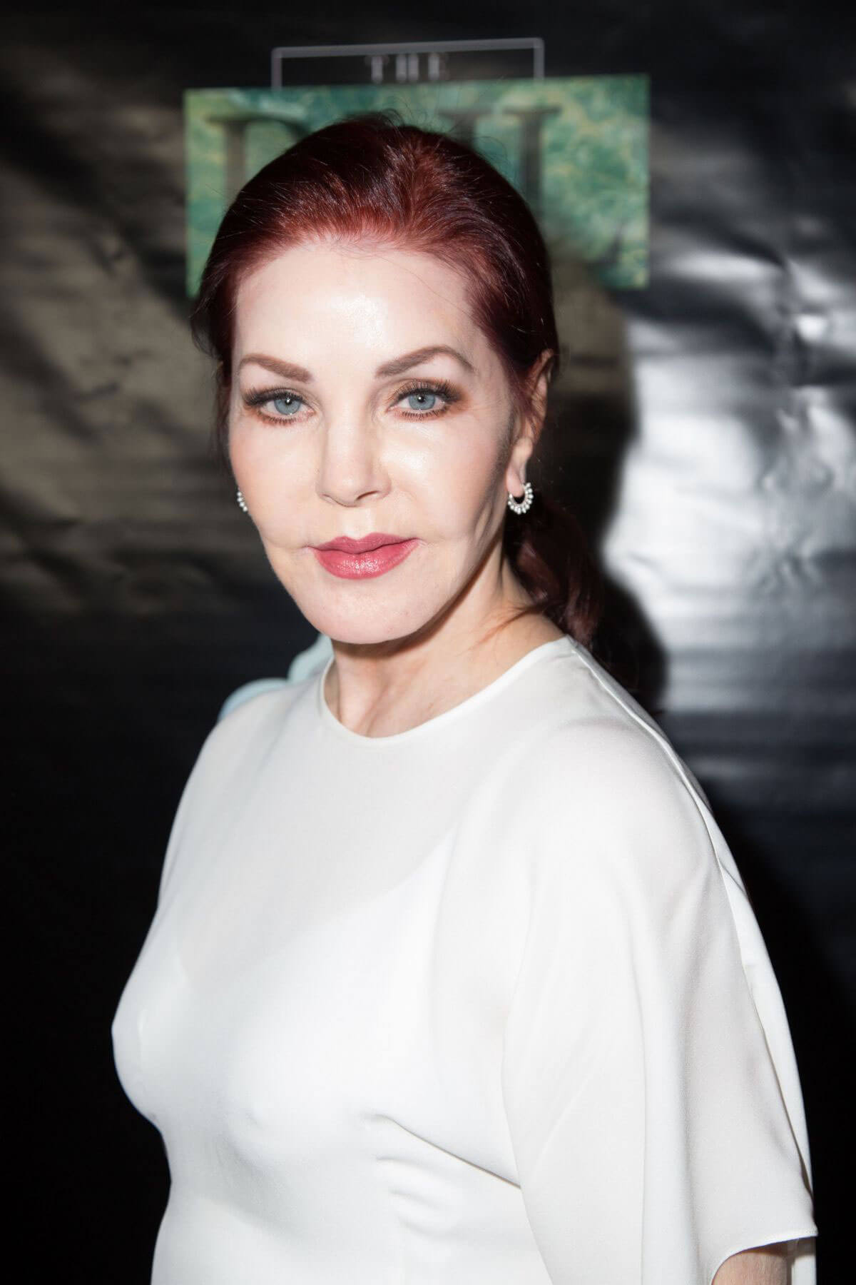 Priscilla Presley Stills at Farinelli and the King Opening Night in New York 2017/12/17