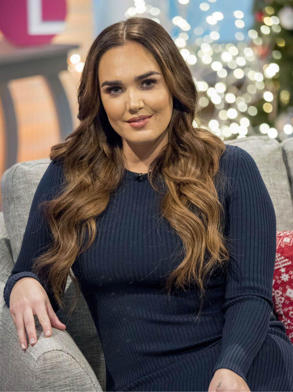 Tamara Ecclestone Stills at Lorraine Show in London 2017/12/13