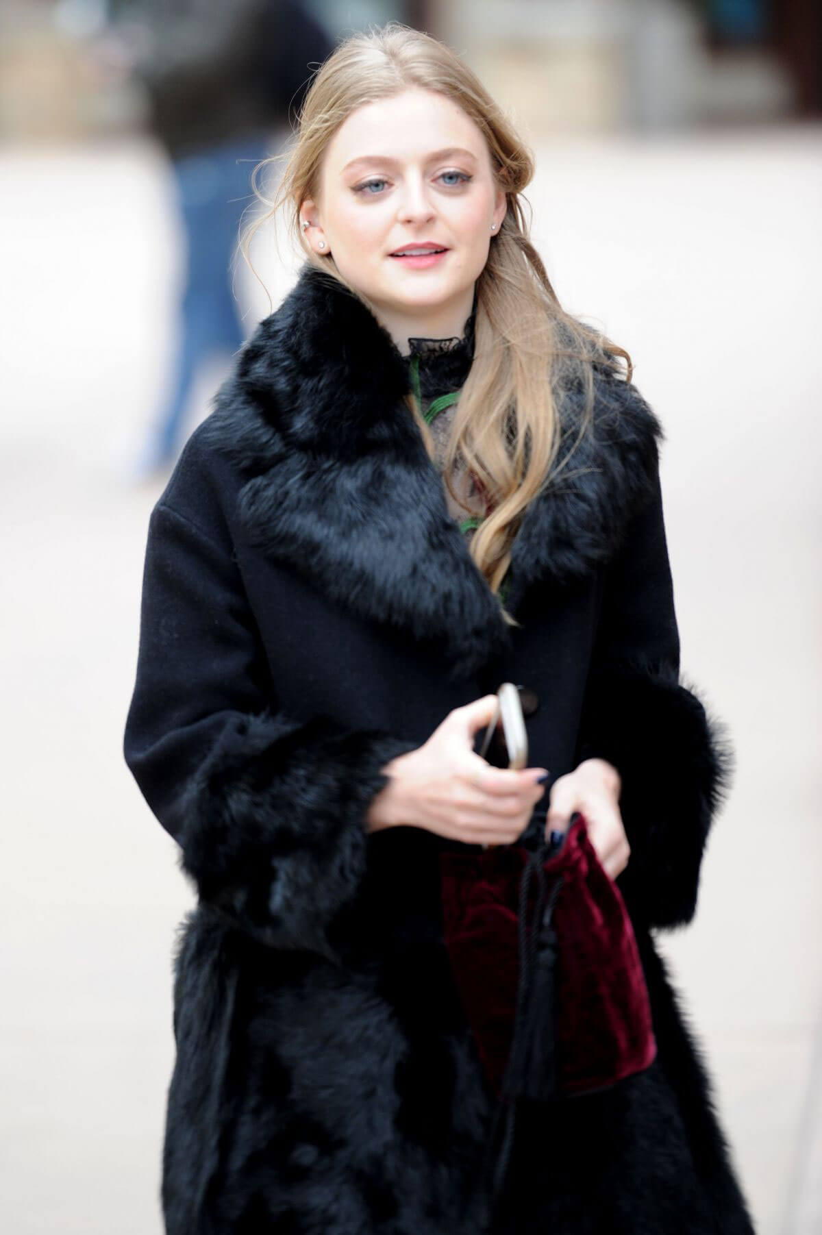 Anna Baryshnikov Stills Out and About in Park City 2018/01/25