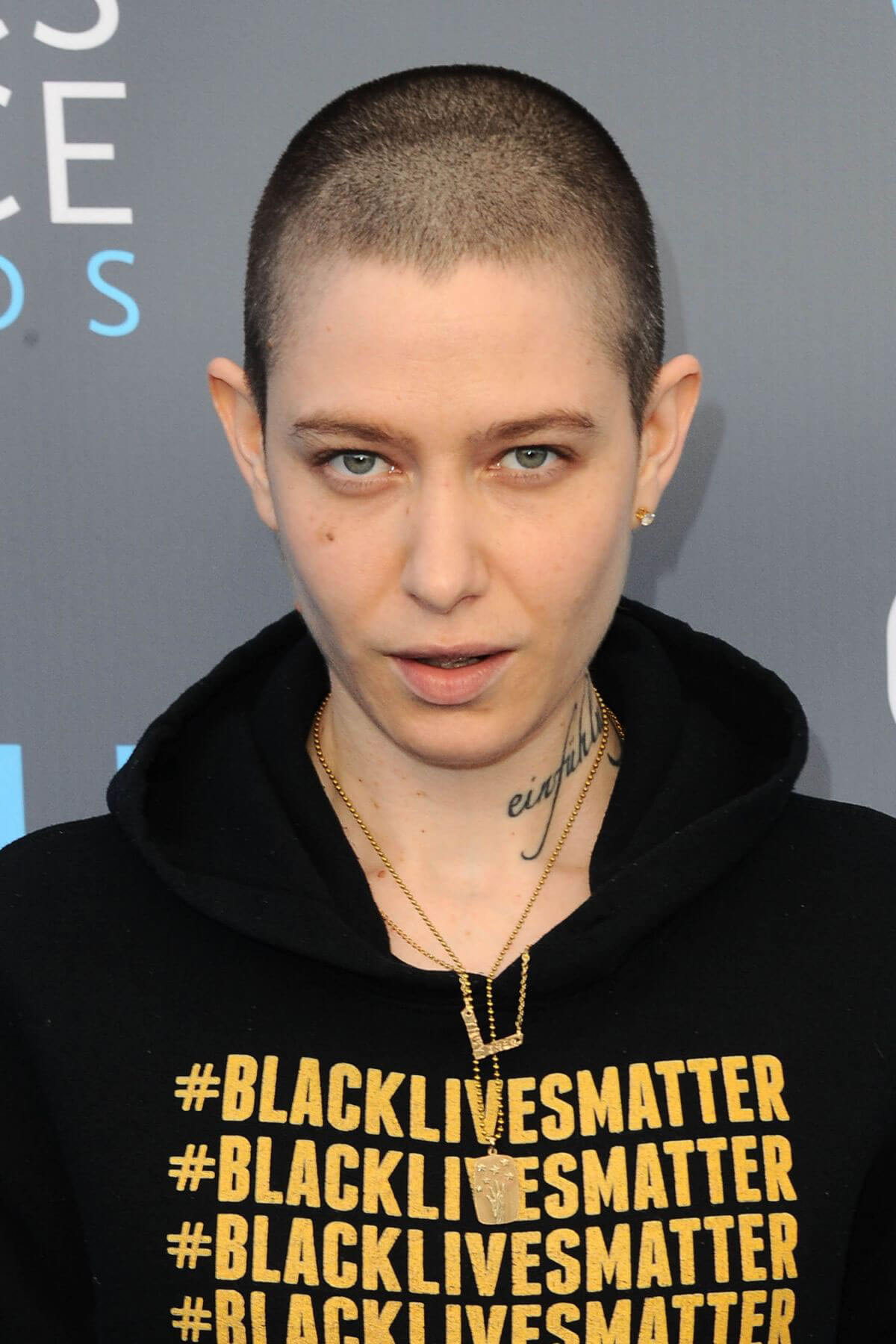 Asia Kate Dillon Stills at 2018 Critics Choice Awards in Santa Monica 2018/01/11