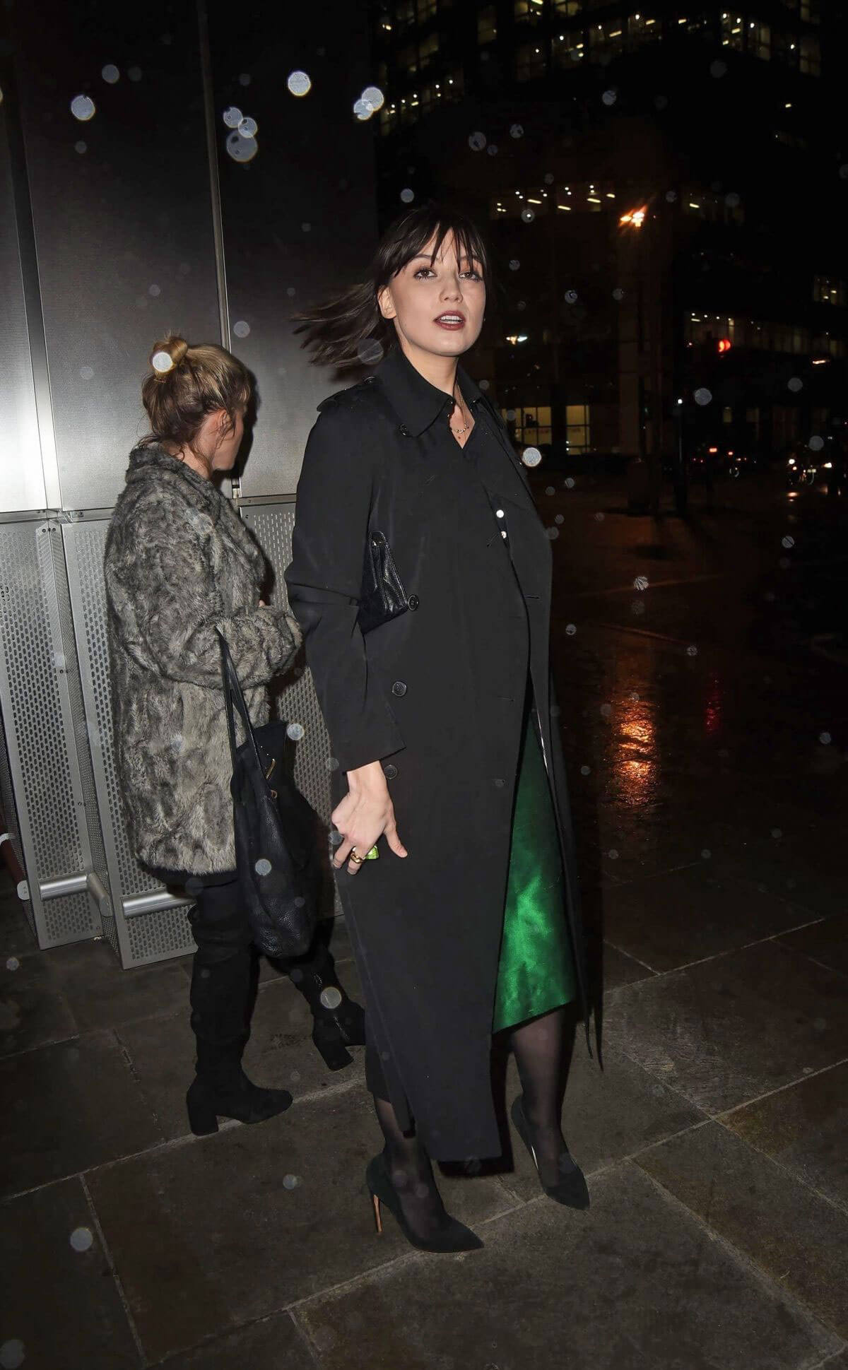 Daisy Lowe Stills Leaves Heron Tower in London 2018/01/30
