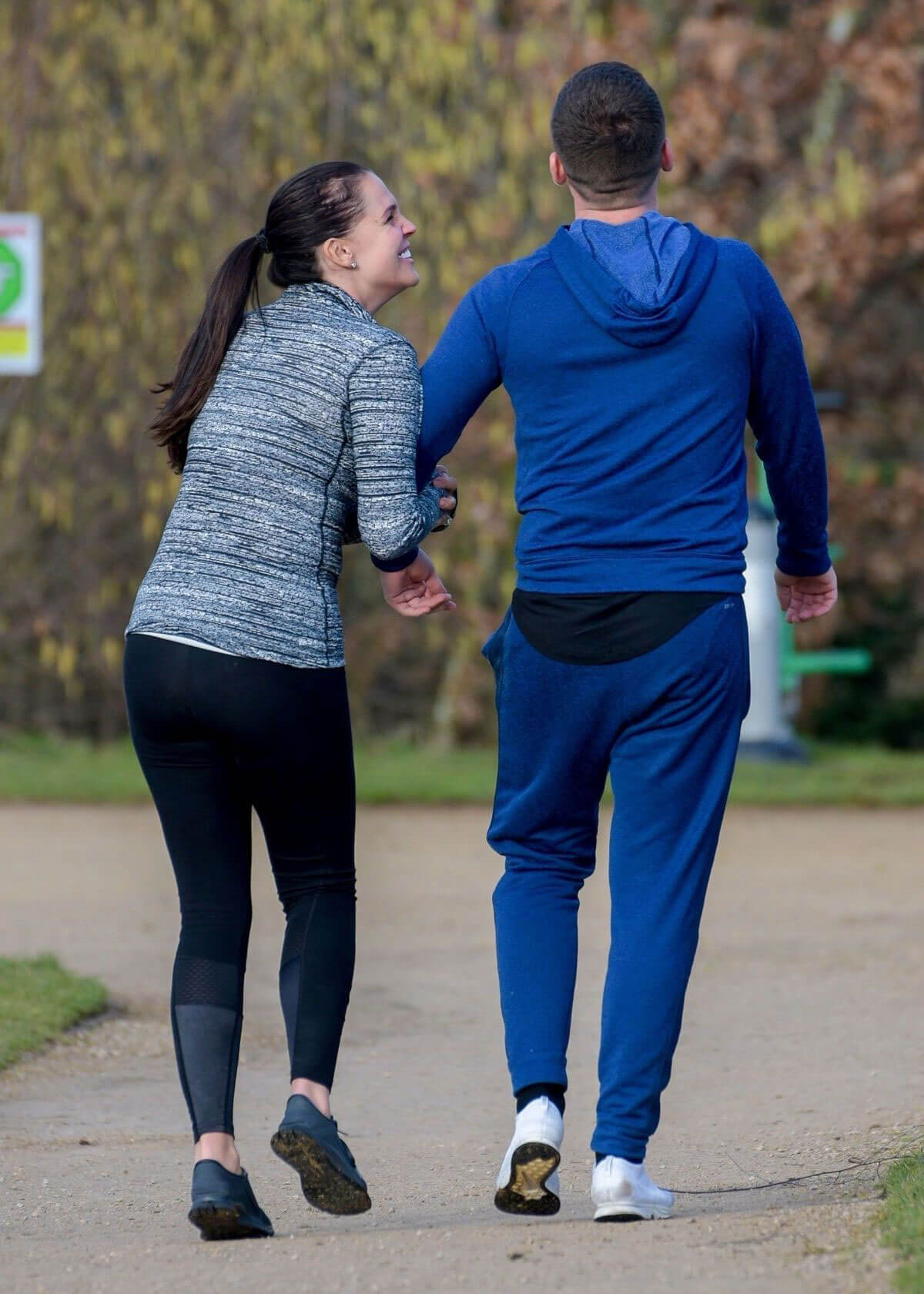Danielle Lloyd Stills Working Out in a Park in Birmingham 2018/01/26