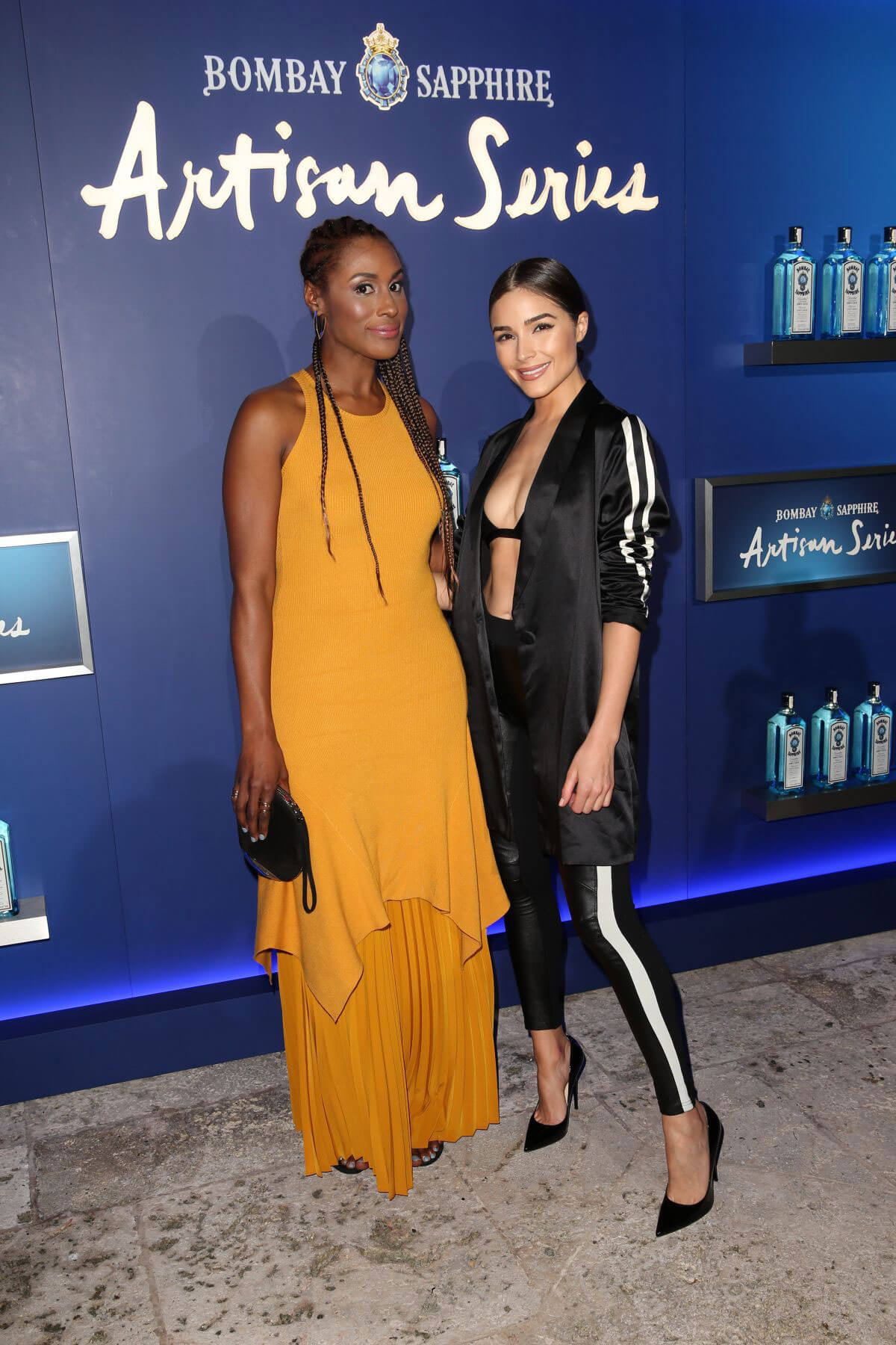 Issa Rae Stills at 8th Annual Bombay Sapphire Artisan Series Finale in Miami 2017/12/08