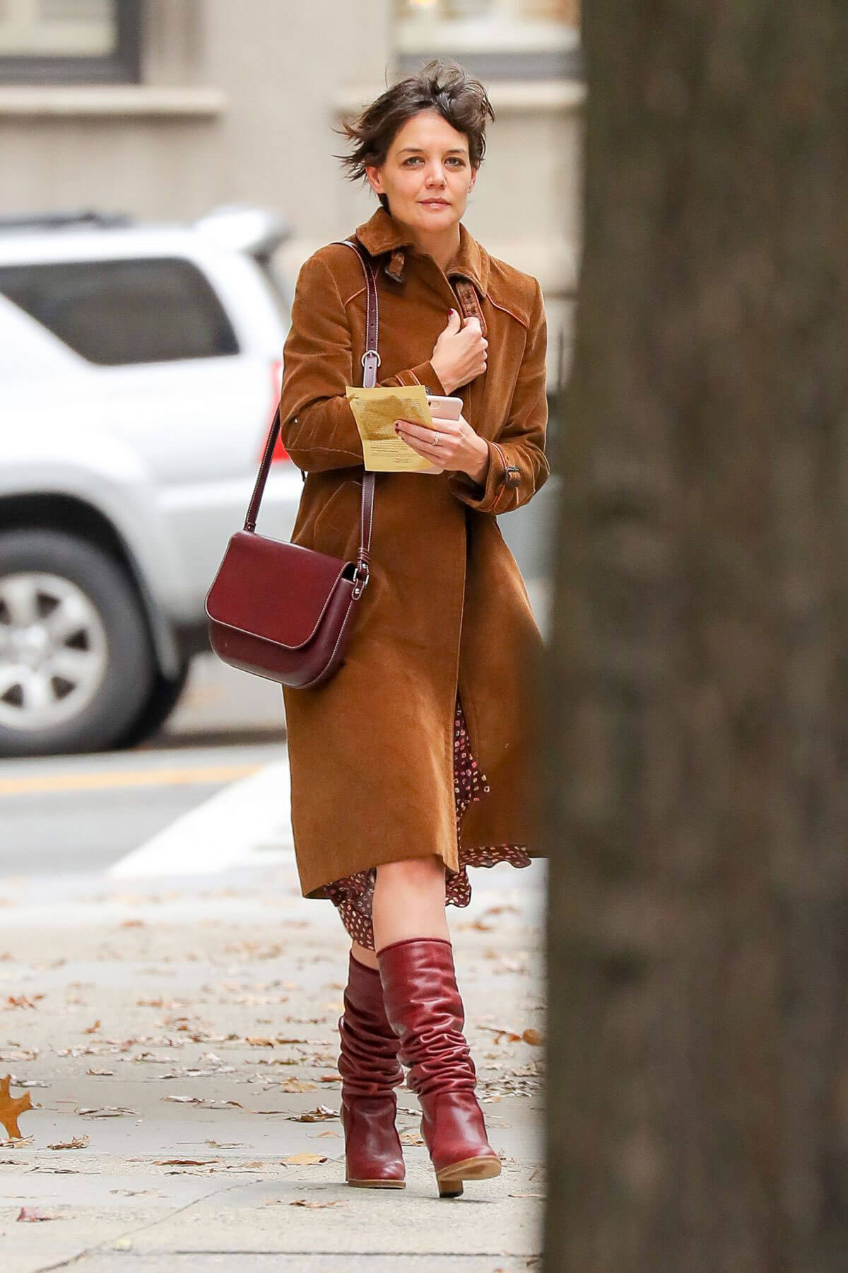 Katie Holmes Stills Out in New York 2017/12/06