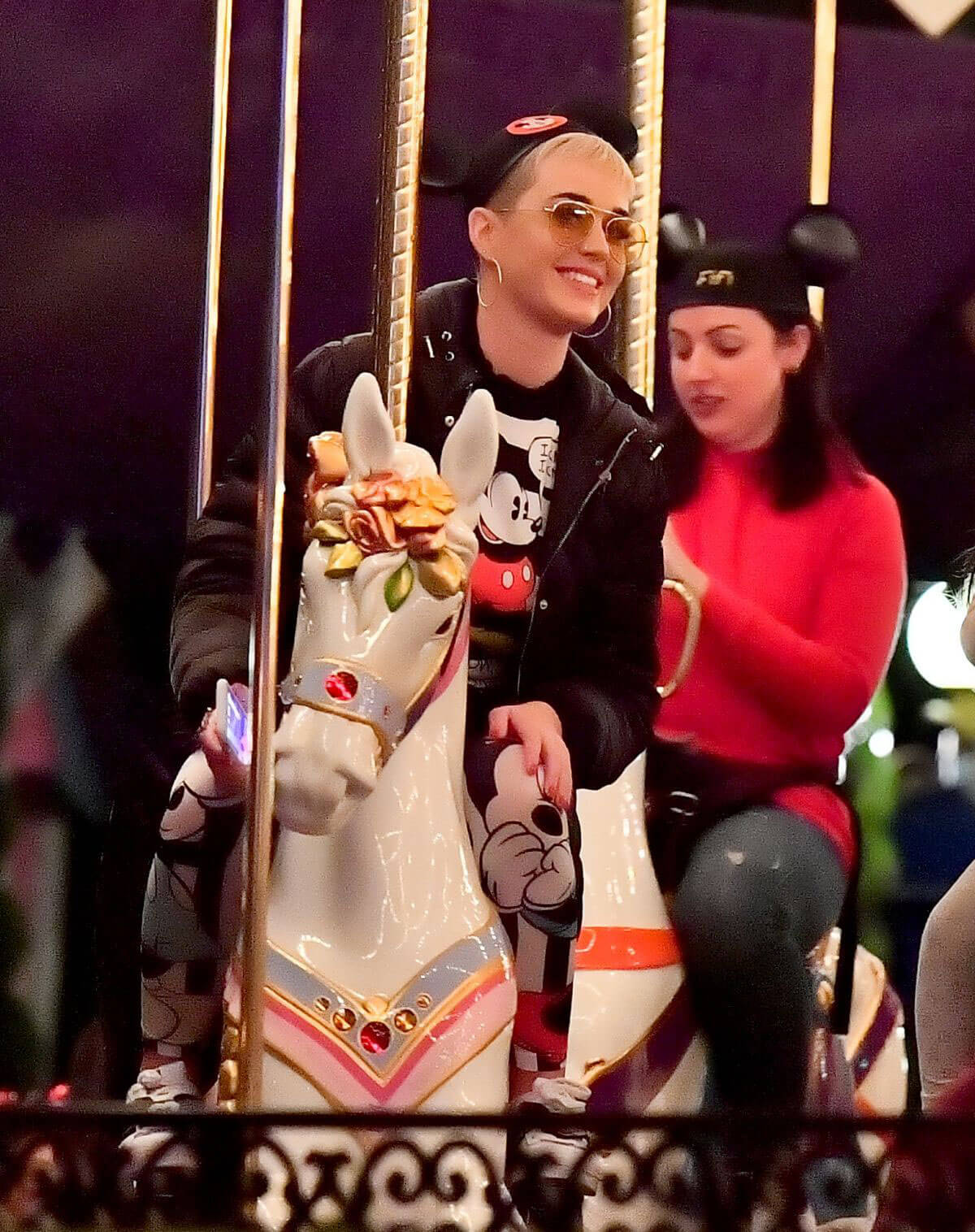 Katy Perry Stills at Disneyland in Anaheim 2017/11/13