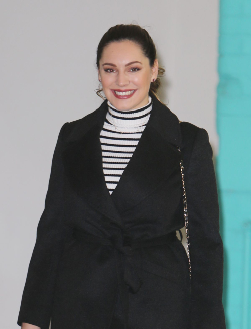Kelly Brook Stills Arrives at ITV Studios in London 2017/11/14 7