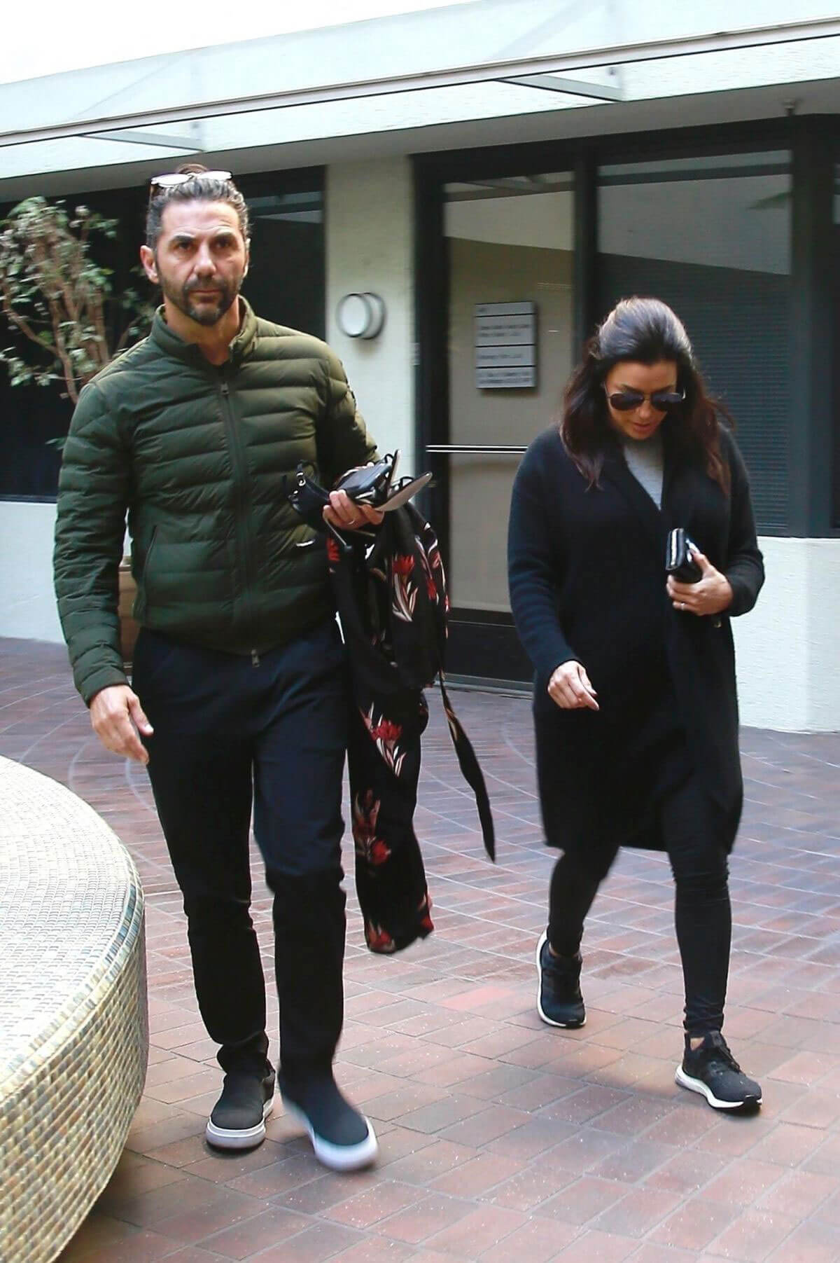 Pregnant Eva Longoria Stills Arrives at E Baldi in Beverly Hills 2018/01/25