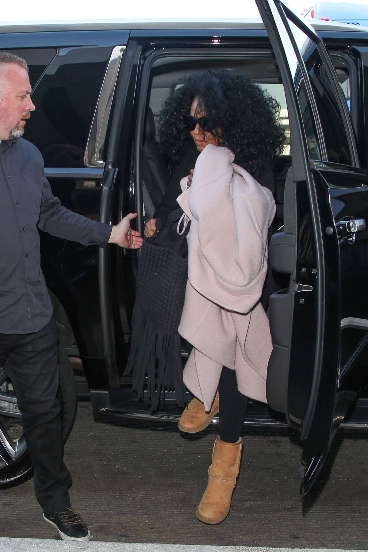 Diana Ross Stills at LAX Airport in Los Angeles 2018/02/21