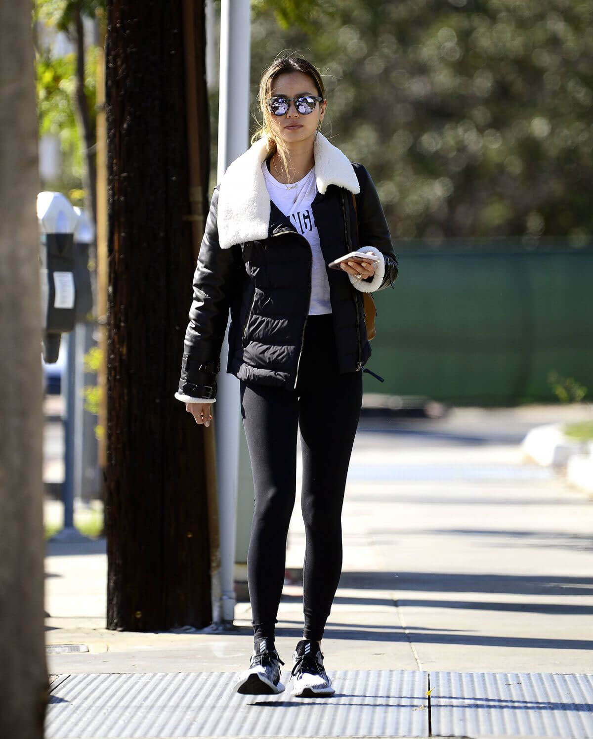 Jamie Chung Stills Out and About in West Hollywood 2018/02/25