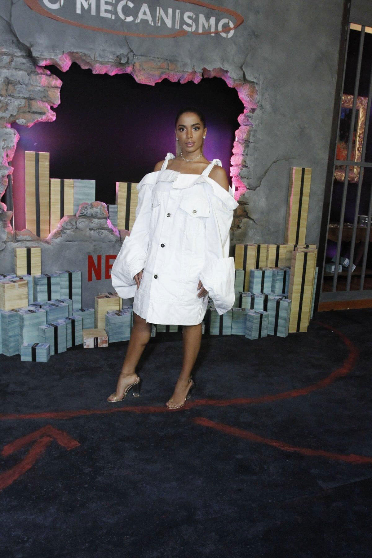 Anitta Stills at O Mecanisno Premiere in Rio De Janeiro 2018/03/14