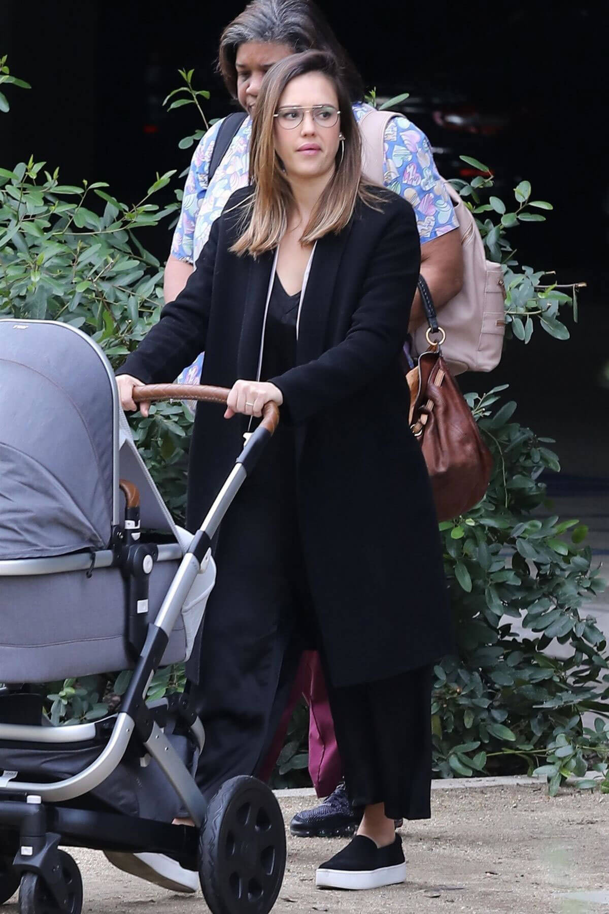 Jessica Alba Stills Out in Los Angeles 2018/03/08