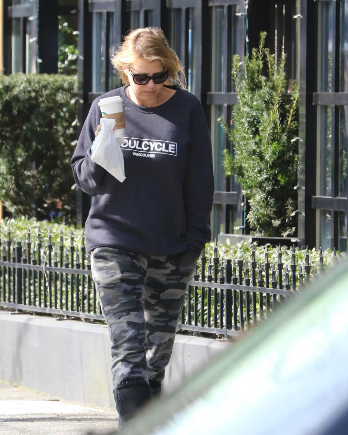 Jodie Sweetin Stills Out and About in Vancouver 2018/03/17