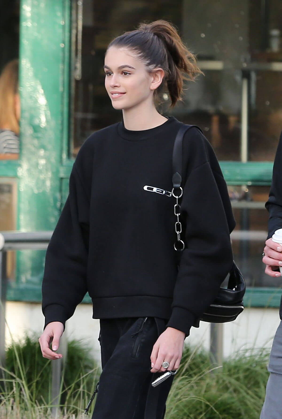 Kaia Gerber and Cindy Crawford Stills Out in Malibu 2018/03/25