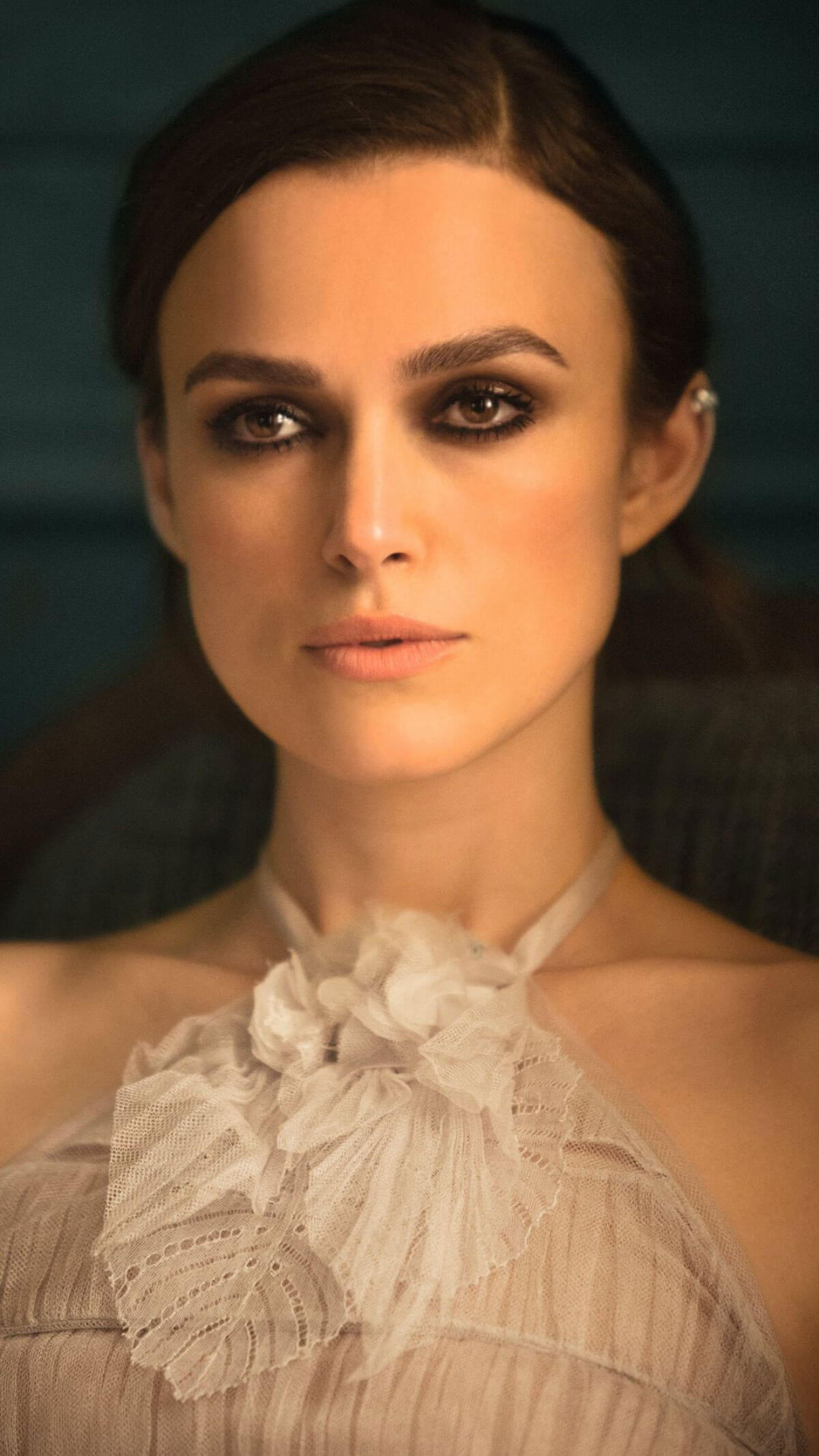 Keira Knightley Poses for Chanel Coco Mademoiselle Eau De Parfum Intense Campaign 2018