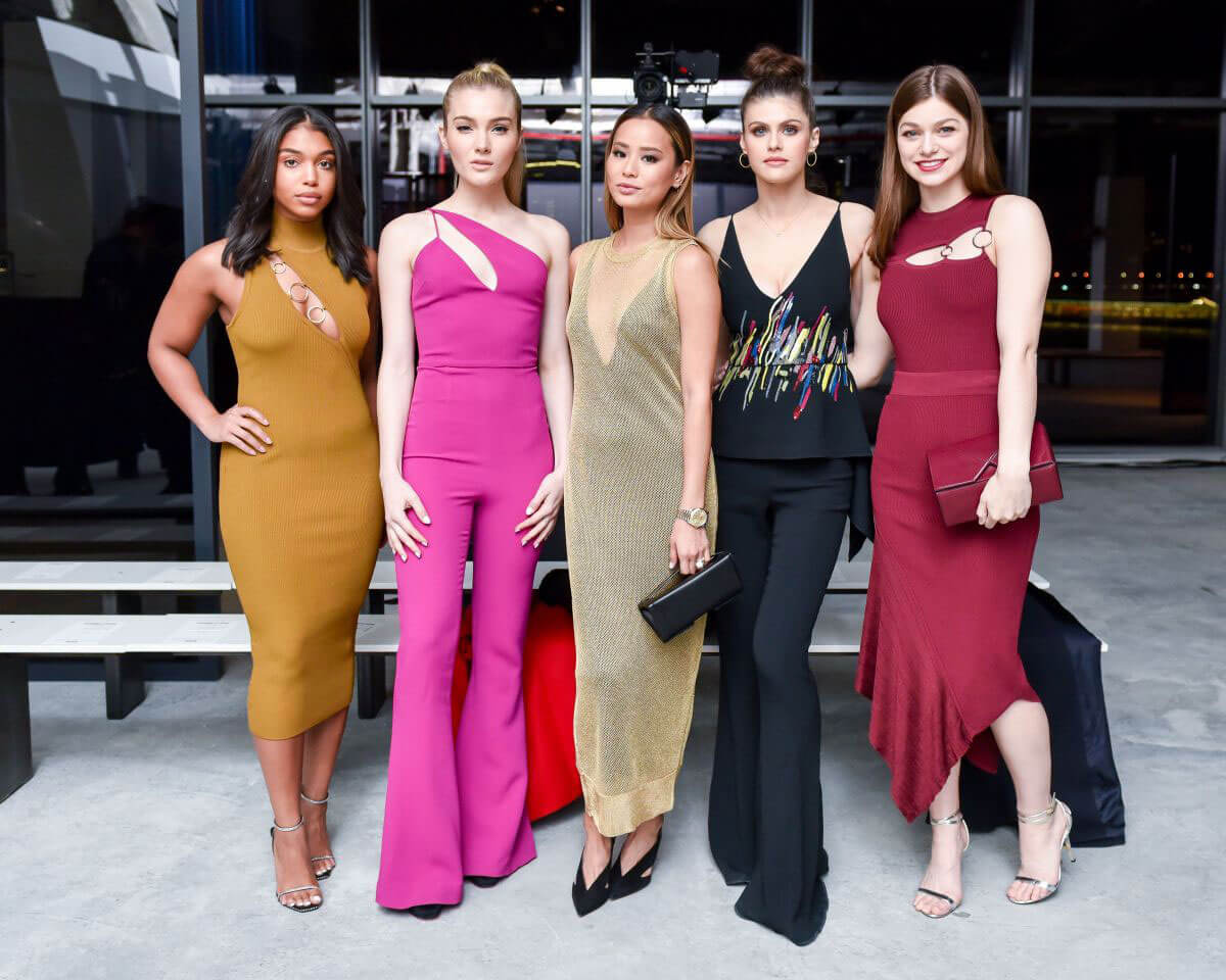 Skyler Samuels Stills at Cushnie et Ochs Show at New York Fashion Week 2018/02/09