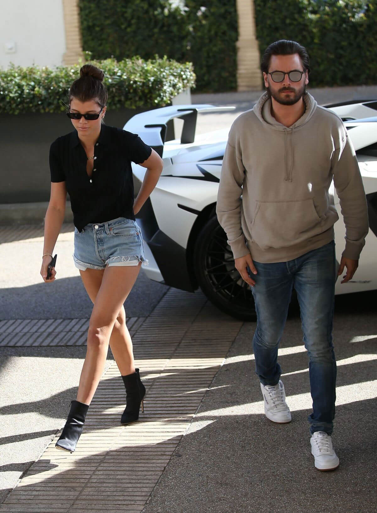 Sofia Richie and Scott Disick Stills Shopping at Barneys New York in Beverly Hills 2018/03/08