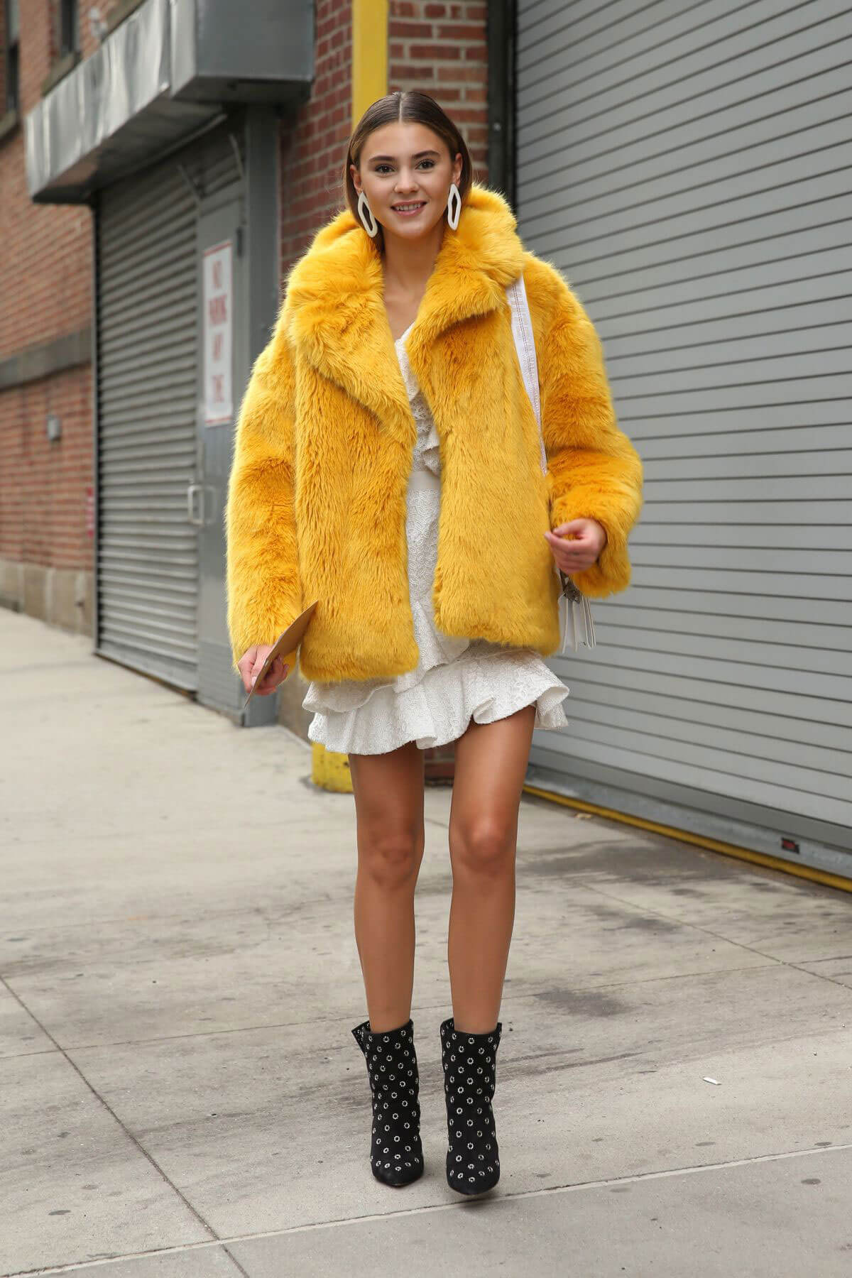 Stefanie Giesinger Stills Out at New York Fashion Week 2018/02/10
