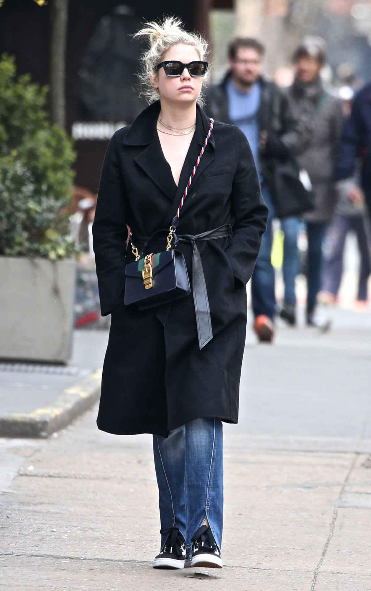 Ashley Benson Stills Out and About in New York 2018/04/12