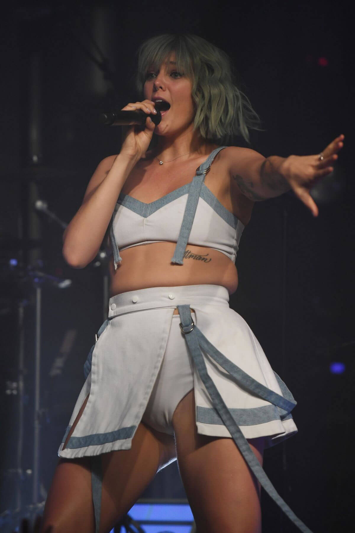 Betty Who Stills Performs at Culture Room in Fort Lauderdale 2018/03/30