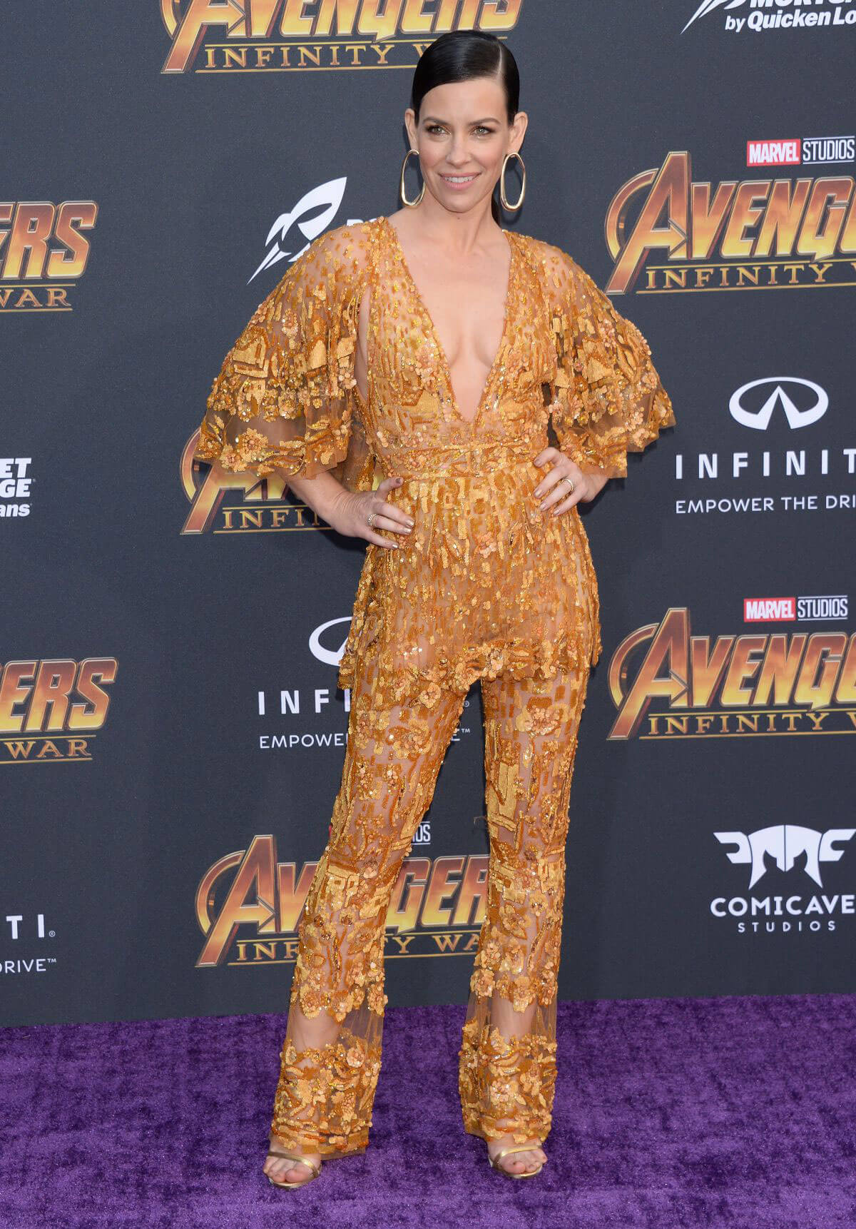 Evangeline Lilly Stills at Avengers: Infinity War Premiere in Los Angeles 2018/04/23