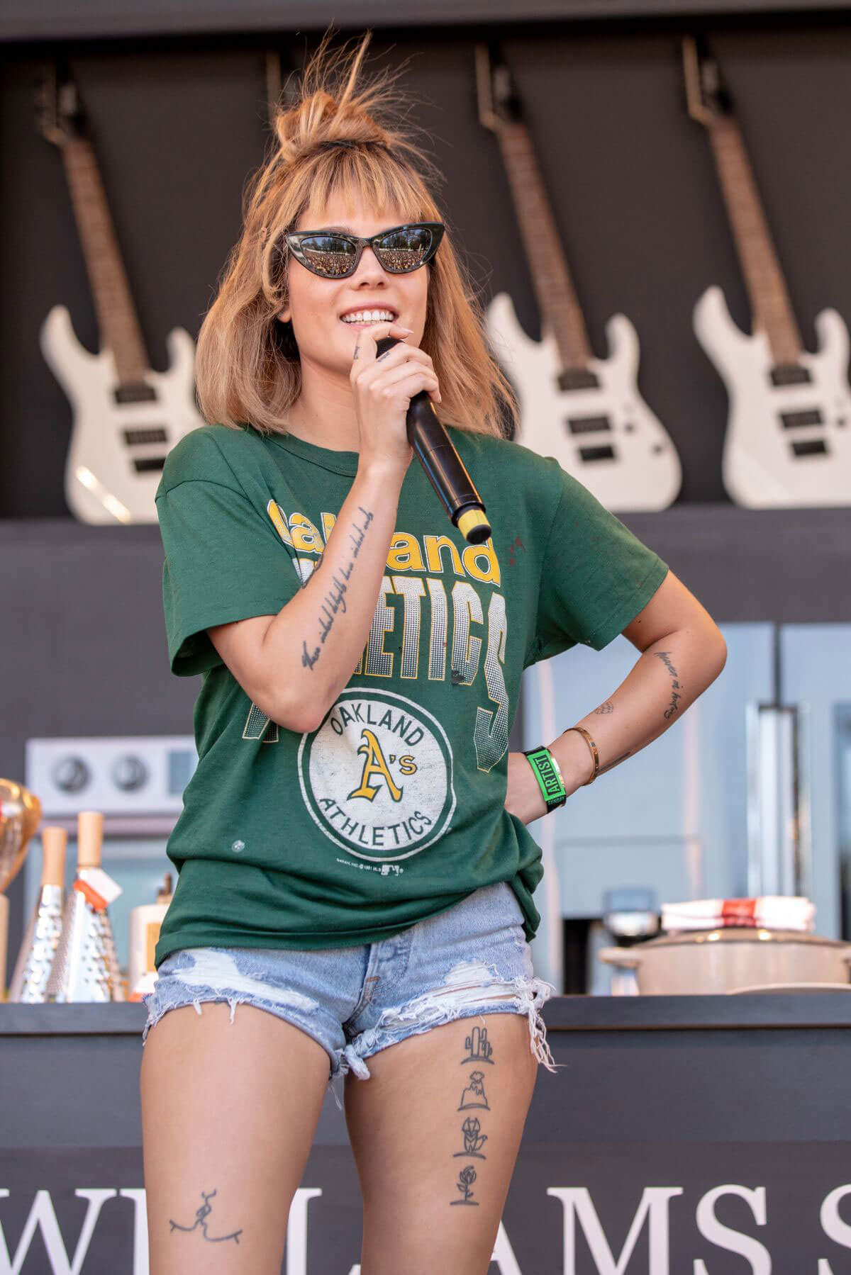 Halsey at Bottlerock Music Festival at Napa Valley Expo 2018/05/27