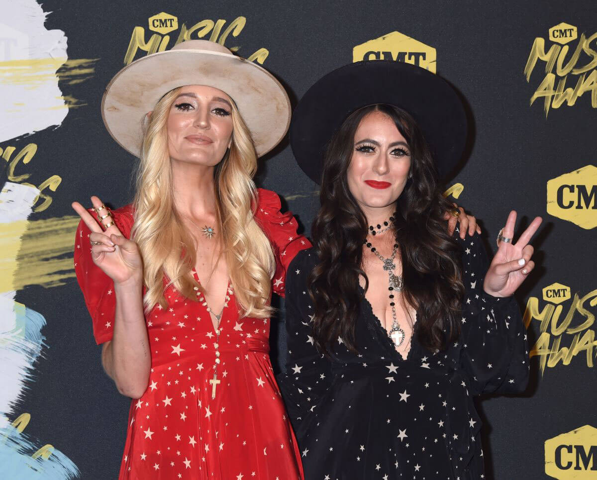Alyssa Bonagura and Ruby Stewart Stills American model at CMT Music Awards 2018 in Nashville 2018/06/06