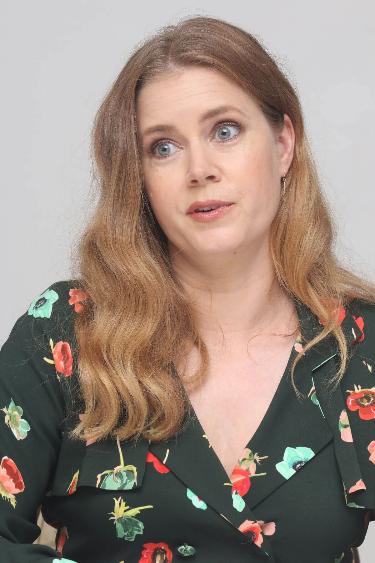 Amy Adams at Sharp Objects Press Conference in Los Angeles 2018/06/06