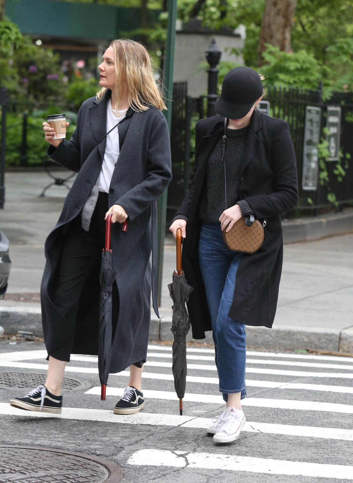 Emma Stone Out with a Friend in New York 2018/05/13