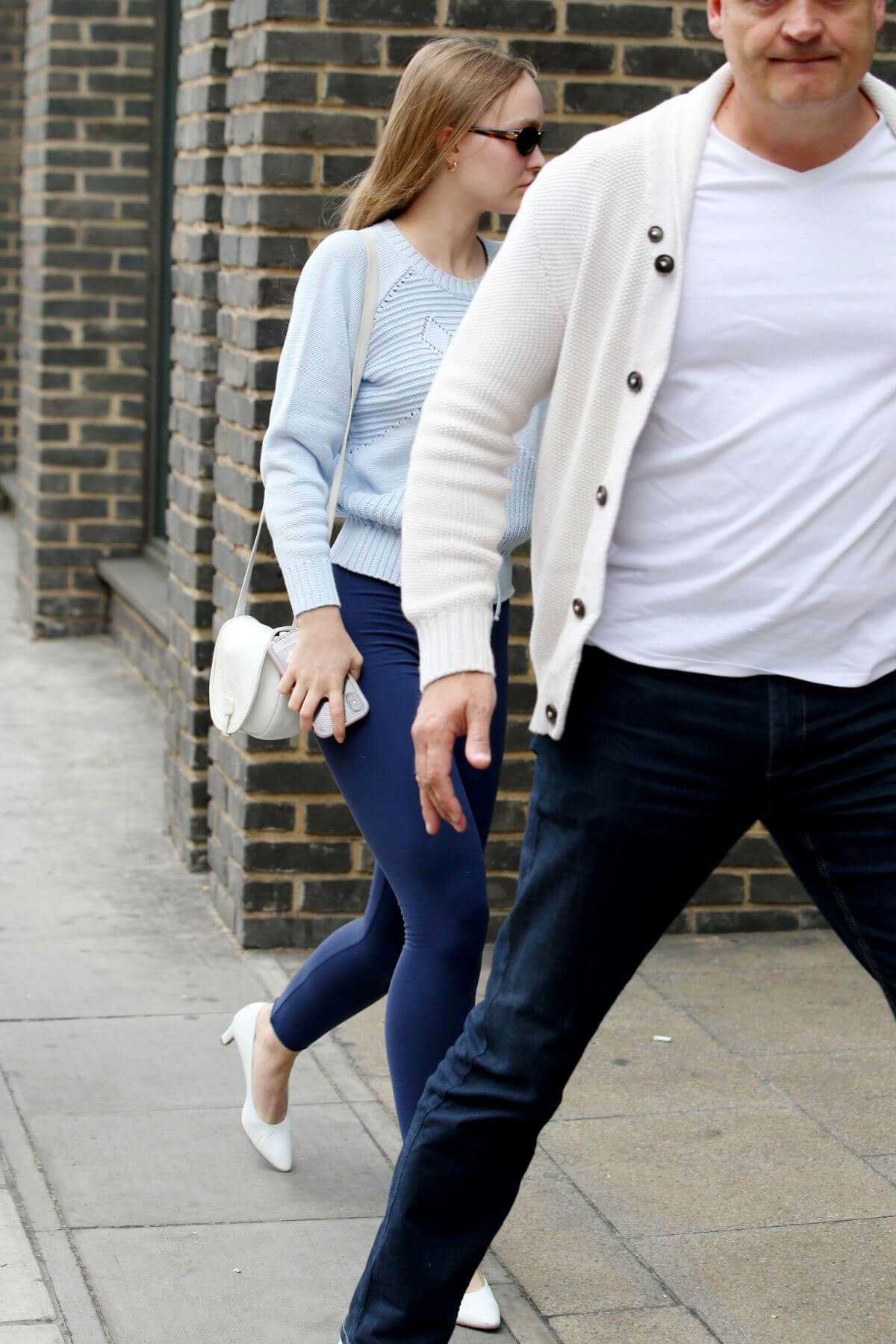 Lily-Rose Depp Arrives at a Studio in London 2018/06/12