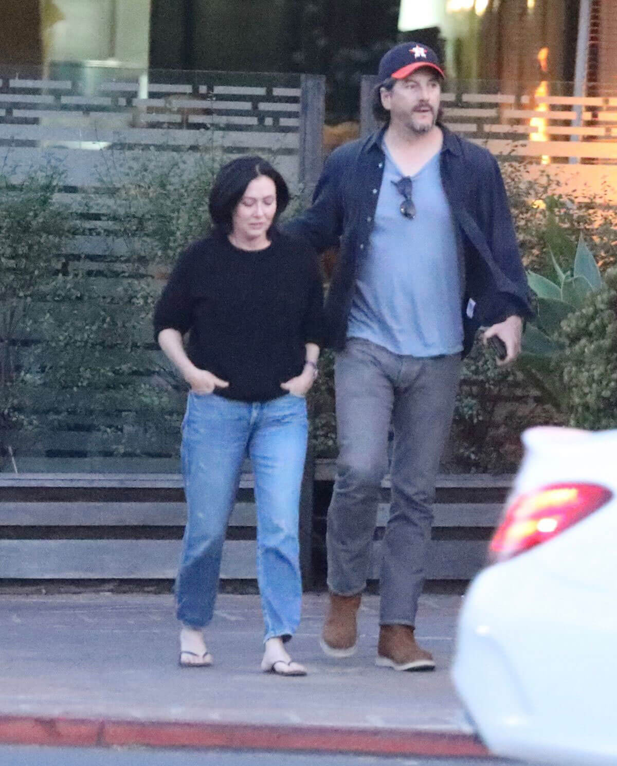 Shannen Doherty Leaves a Restaurant in Malibu 2018/05/31