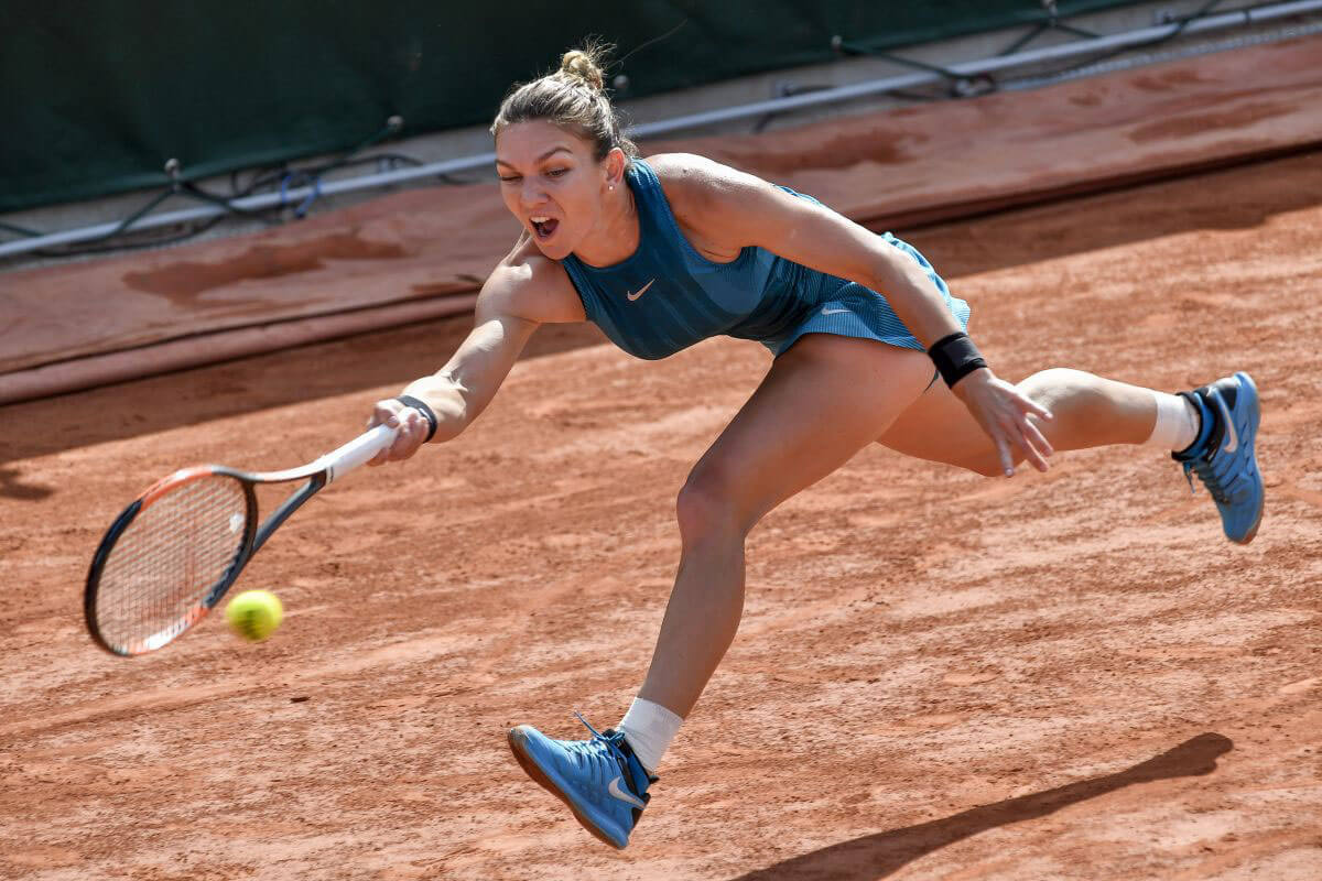 Simona Halep at 2018 french open tennis tournament 2018/06/02