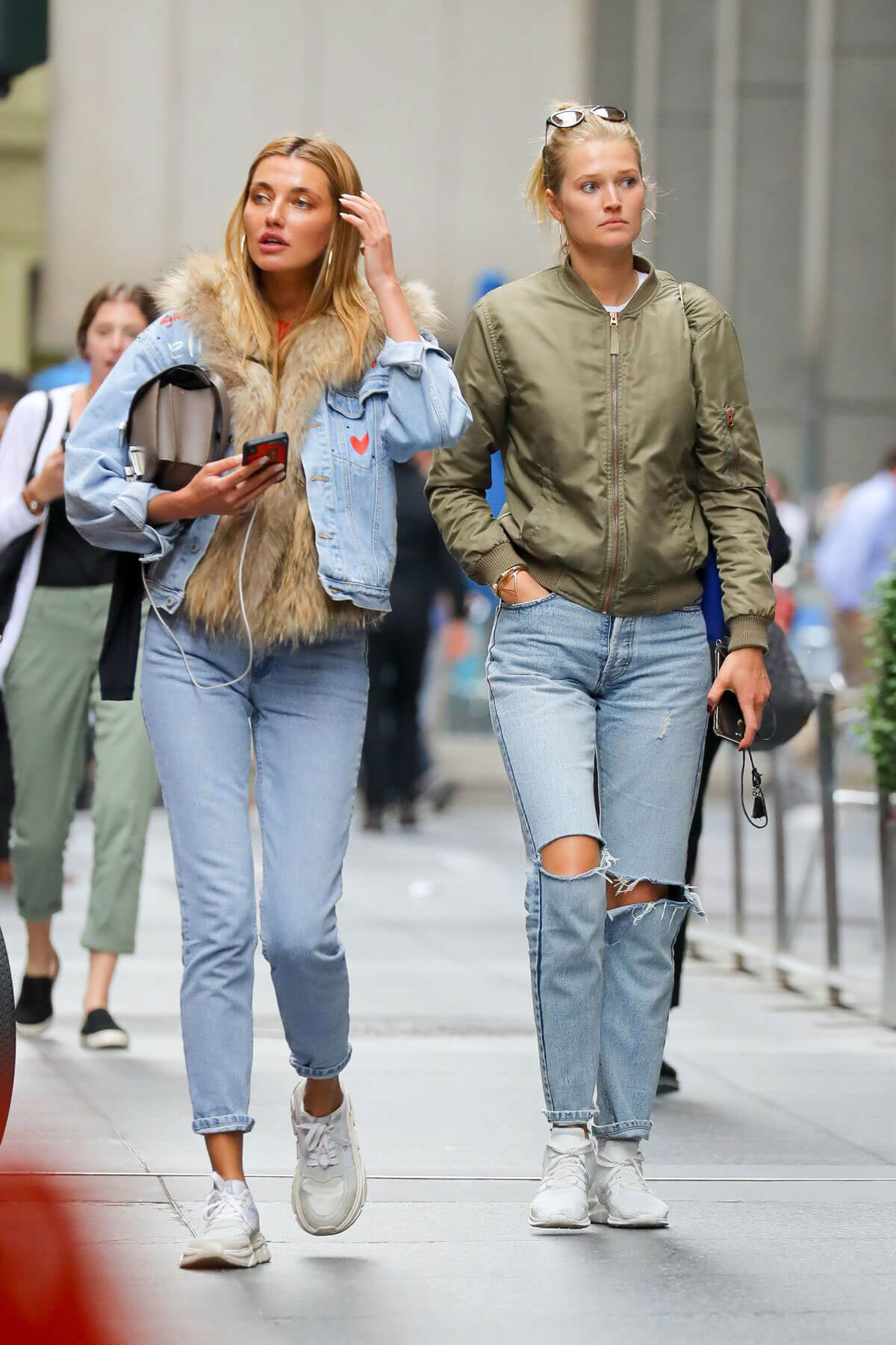 Toni Garrn and Alina Baikova Out in New York 2018/06/08