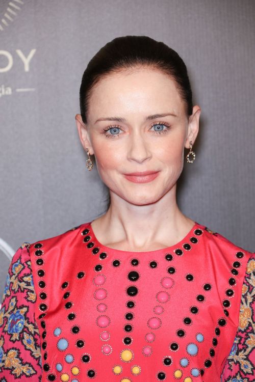 Alexis Bledel at 2018 Peabody Awards in New York 2018/05/19 6