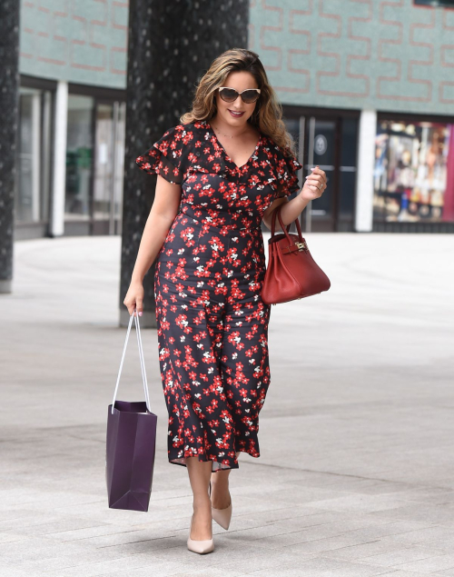 Kelly Brook Leaves ITV Studios in London 2018/05/18 5