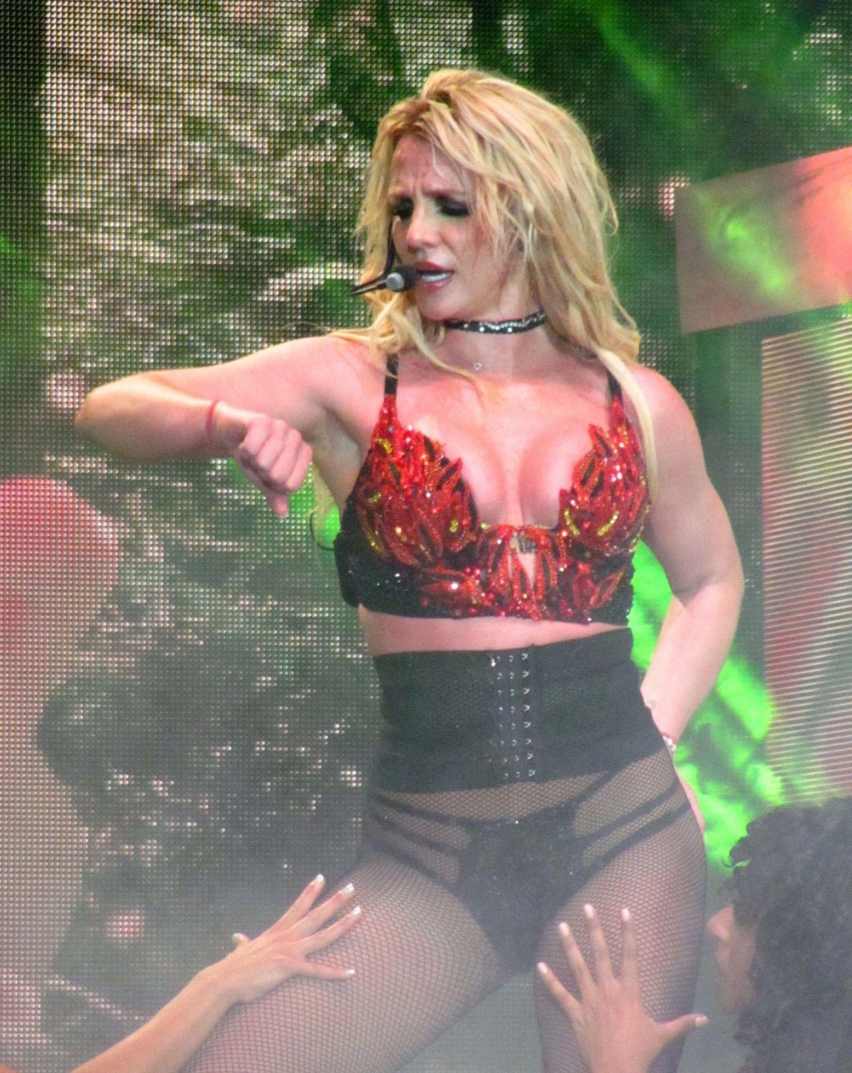 Britney Spears Performs at Piece of Me World Tour in London 2018/08/24