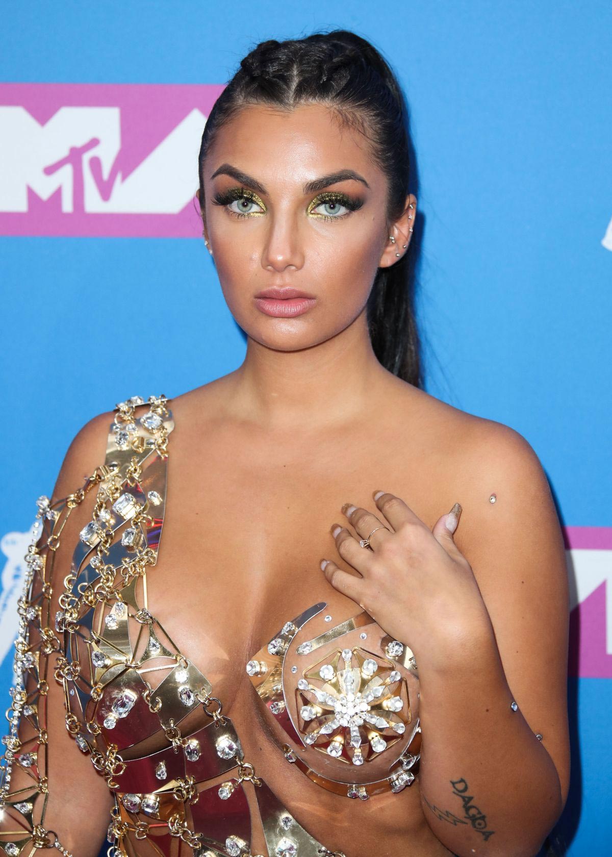 Elettra Lamborghini at MTV Video Music Awards in New York 2018/08/20