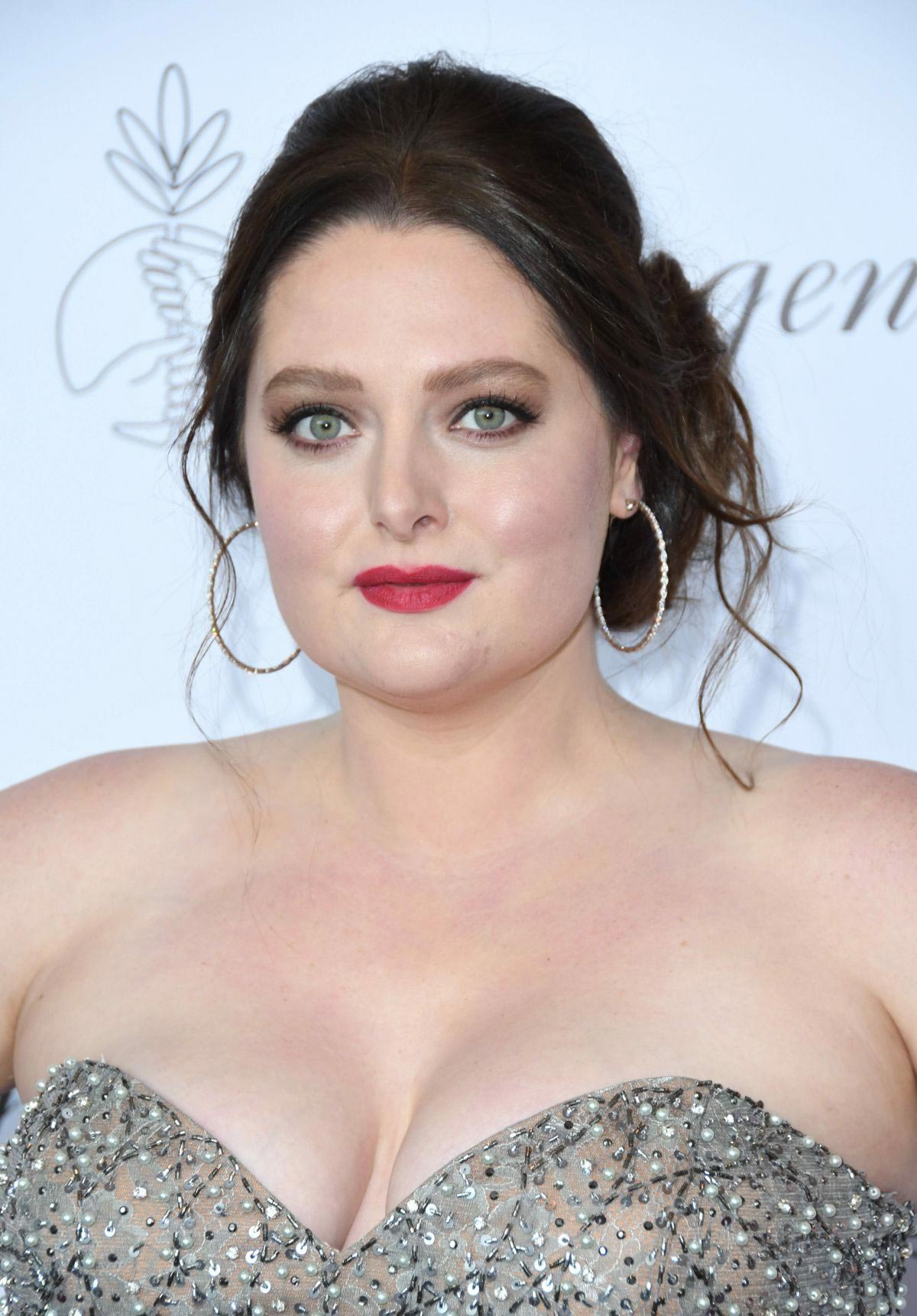 Lauren Ash at 2018 Imagen Awards in Los Angeles 2018/08/25