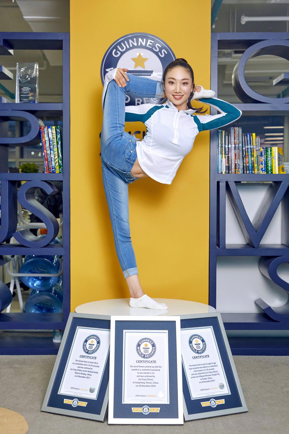Liu Teng at Guinness World Records Presentation in Beijing 2018/08/27