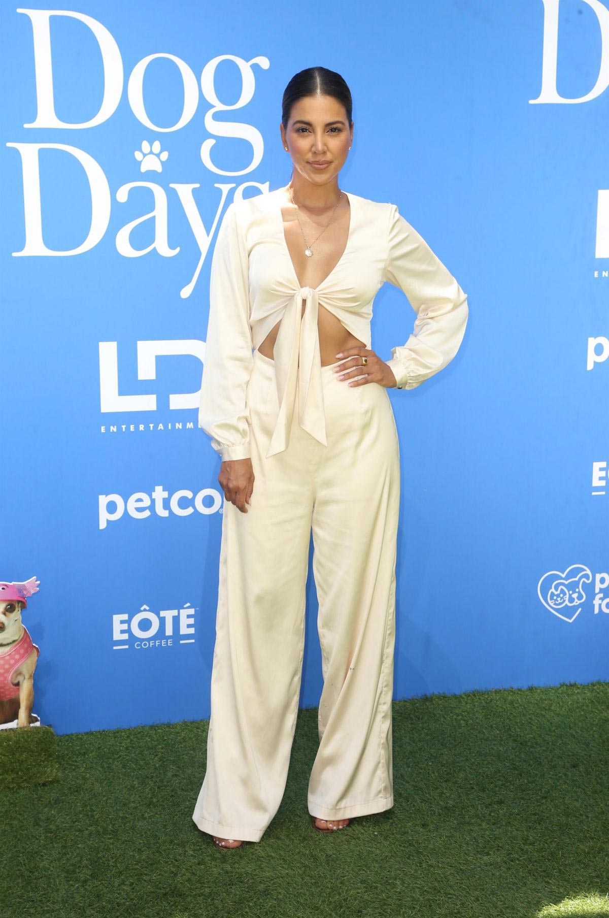 Liz Hernandez at Dog Days Premiere in Century City 2018/08/05