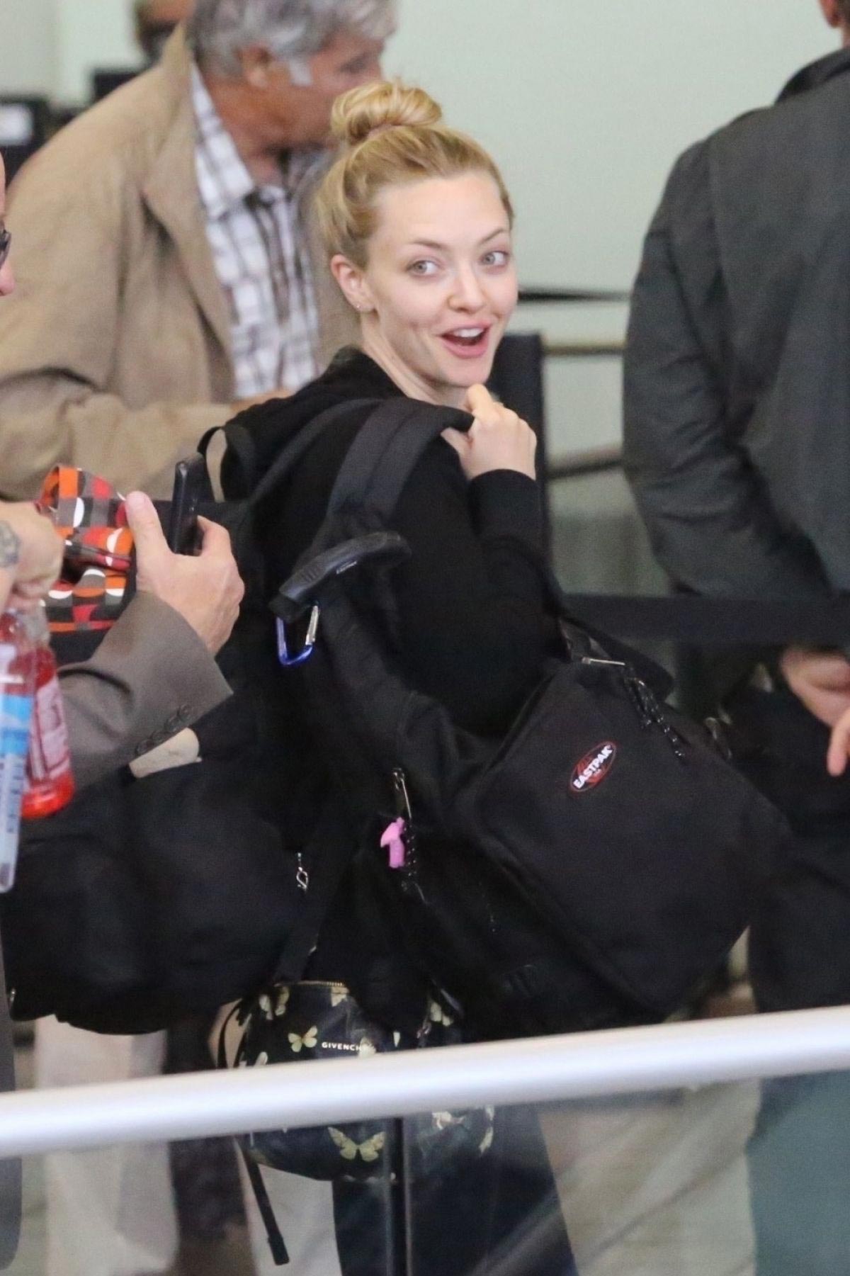 Amanda Seyfried at LAX Airport in Los Angeles 2018/09/28