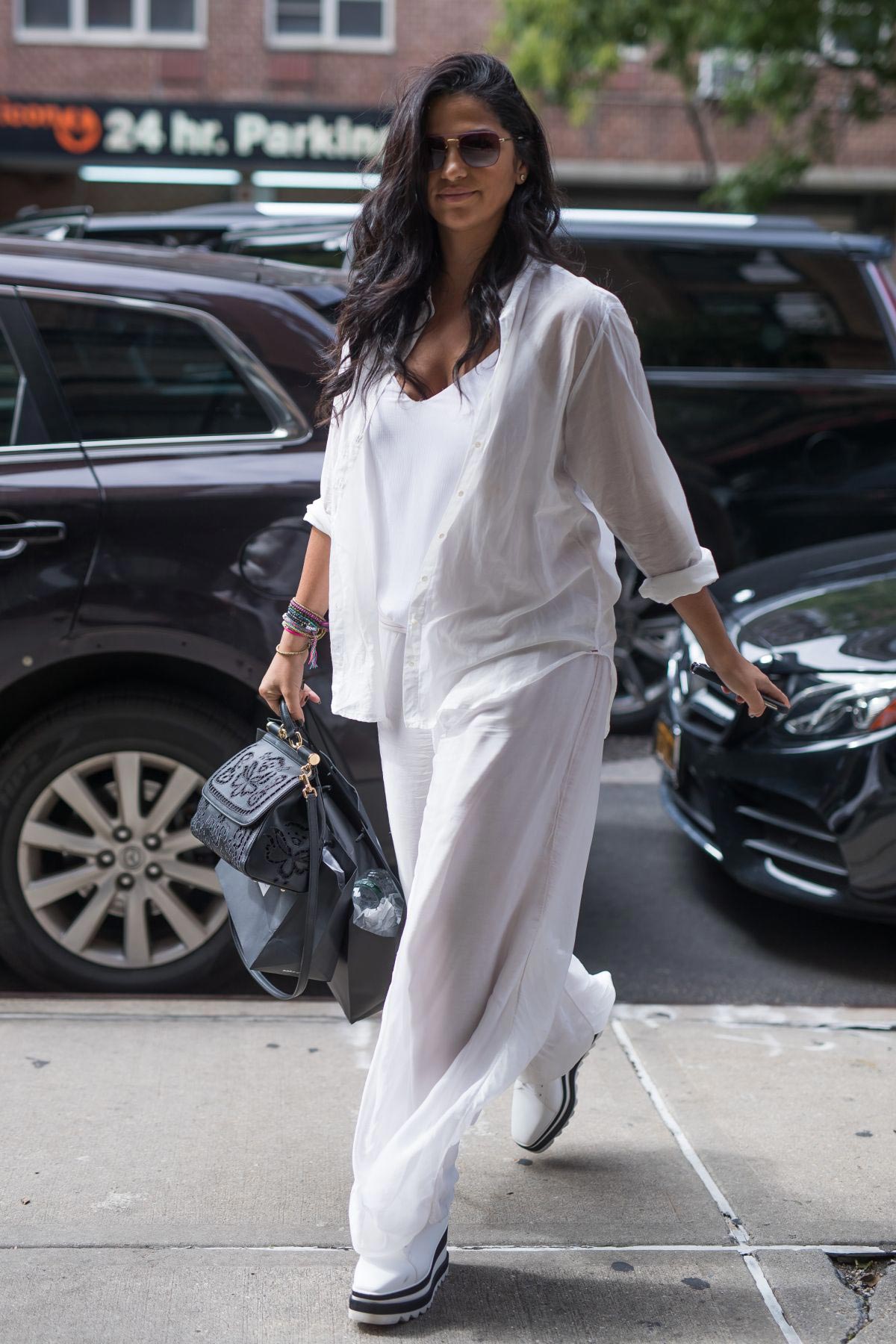 Camila Alves Out and About in New York 2018/09/27