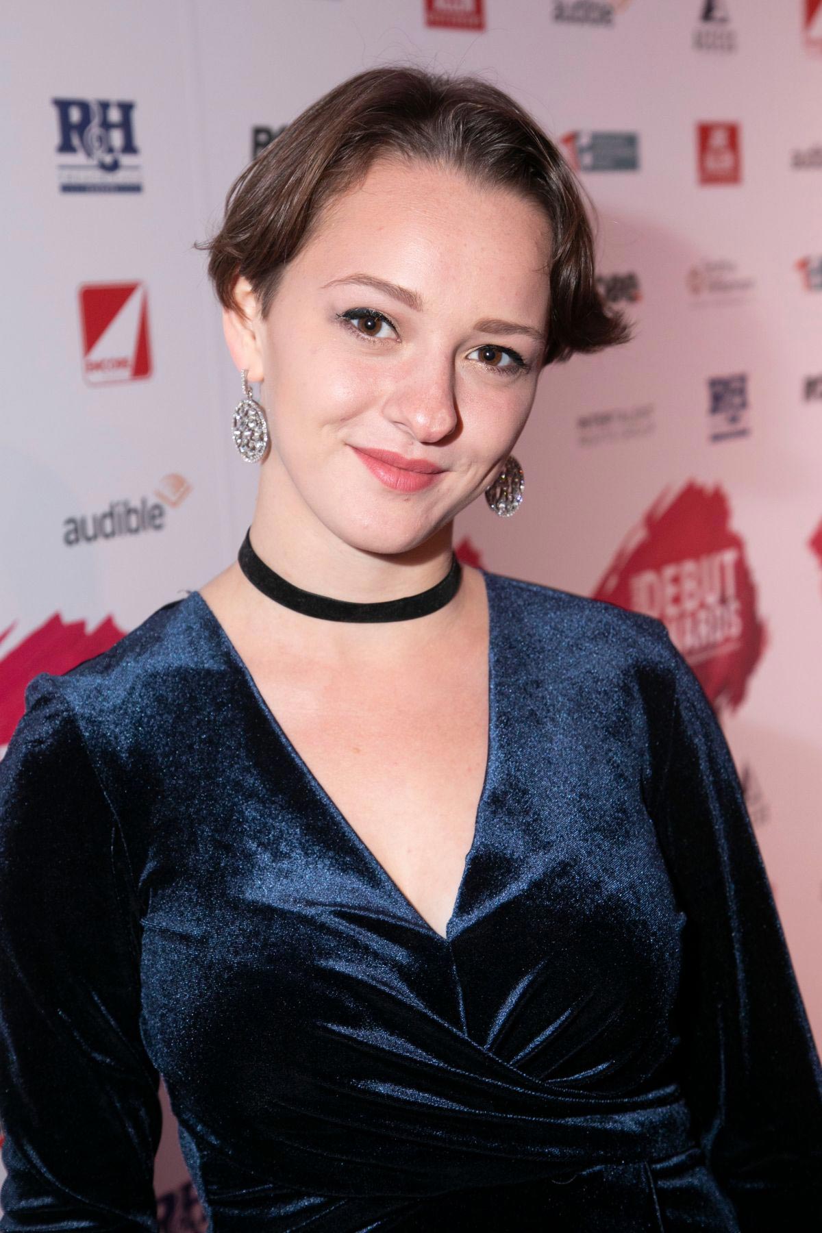 Eleanor Kane at Stage Debut Awards 2018 Arrivals in London 2018/09/23