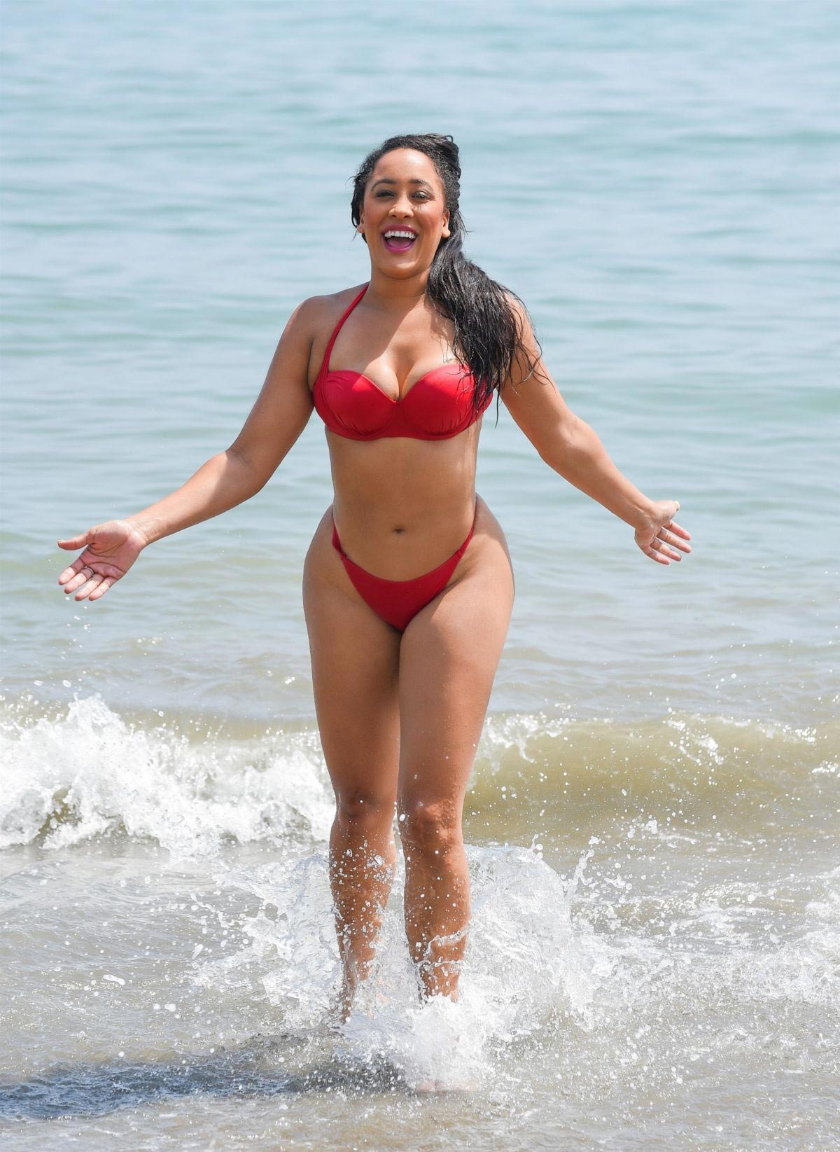 Natalie Nunn in Bikini on the Beach in Spain 2018/09/03