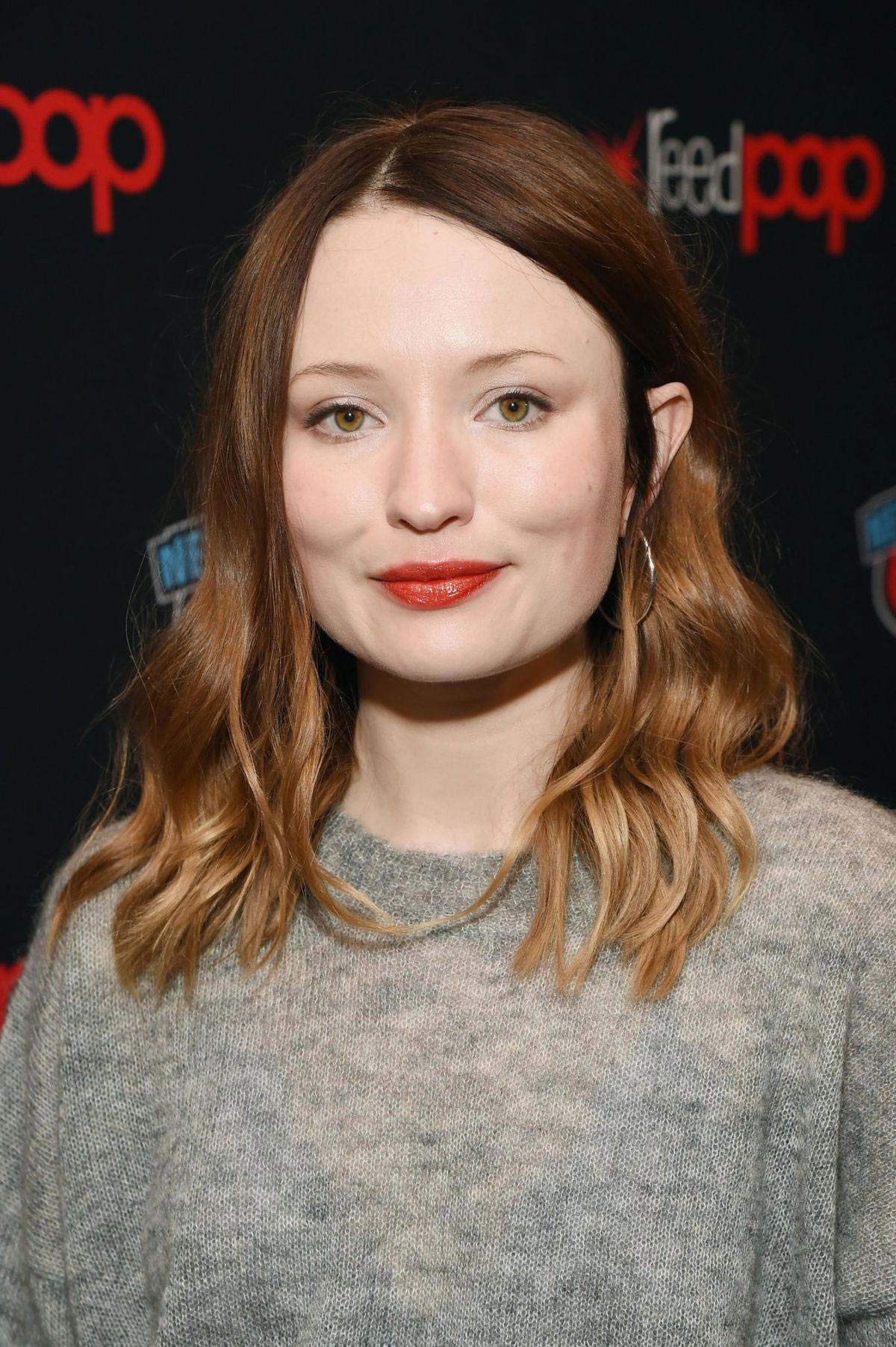 Emily Browning at New York Comic-con 2018/10/05
