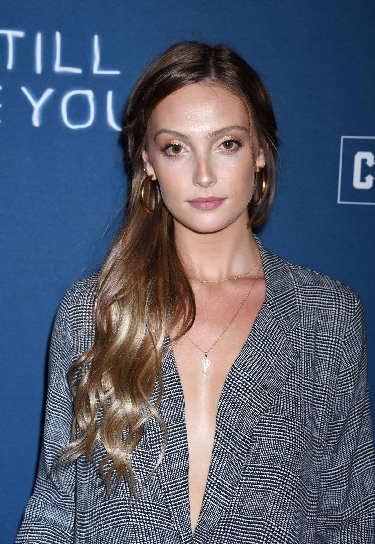 Sara Thompson at I Still See You Special Screening in Sherman Oaks 2018/10/02