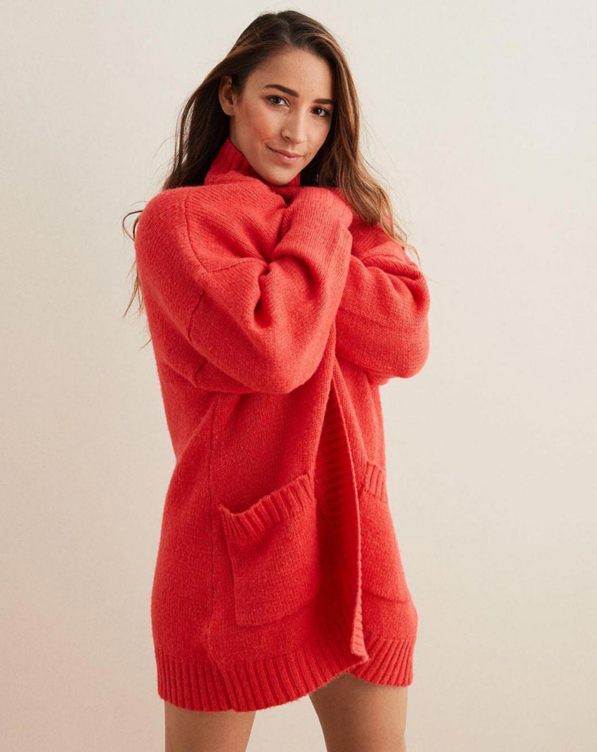 Aly Raisman for Aerie Winter 2018 Collection Photos