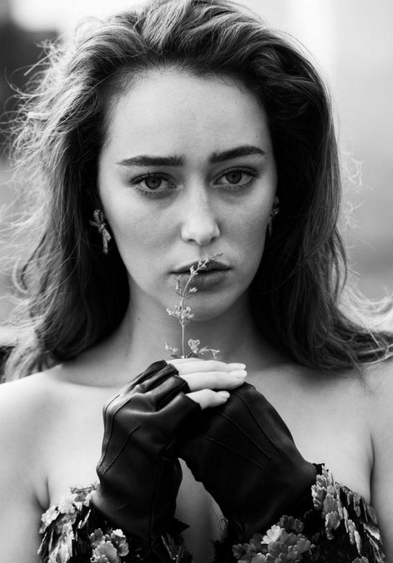 Alycia Debnam-Carey for Coveteur, December 2018