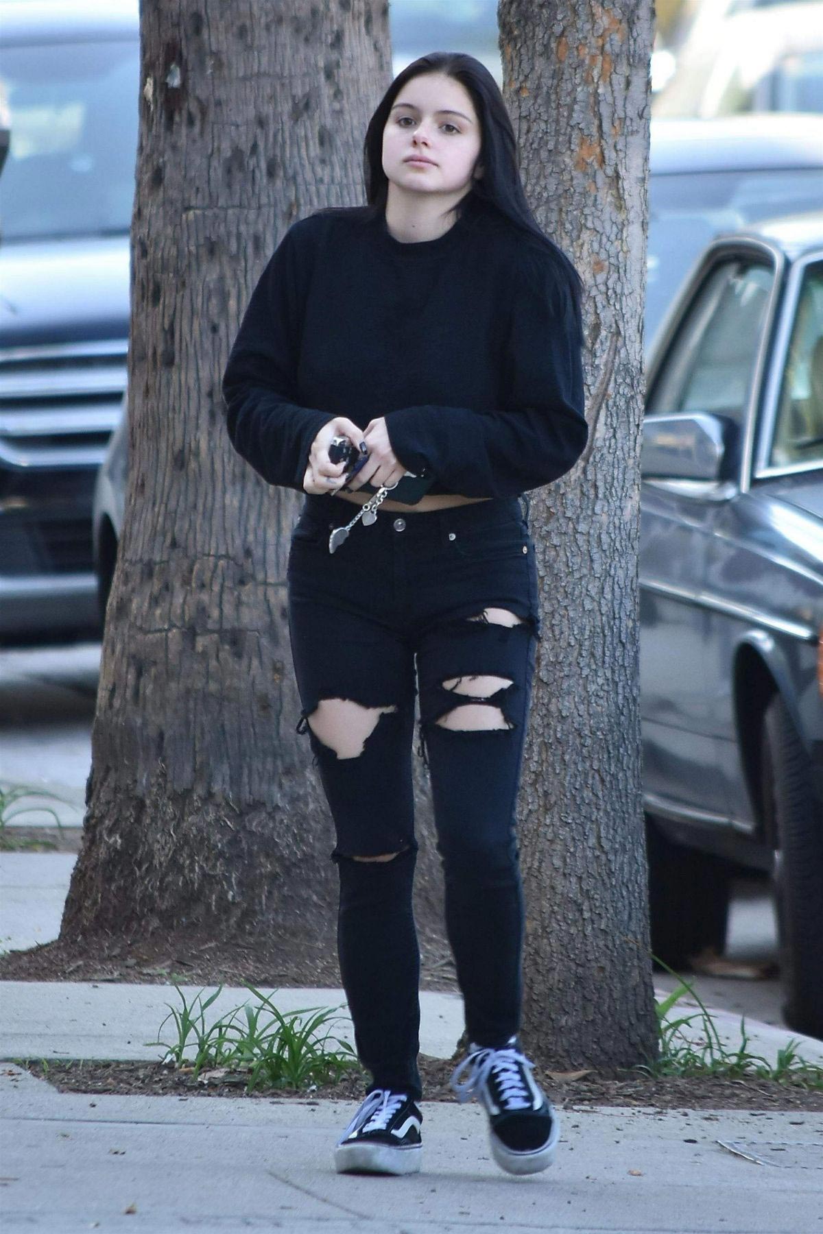 Ariel Winter Out for Lunch in Sherman Oaks 2018/11/08